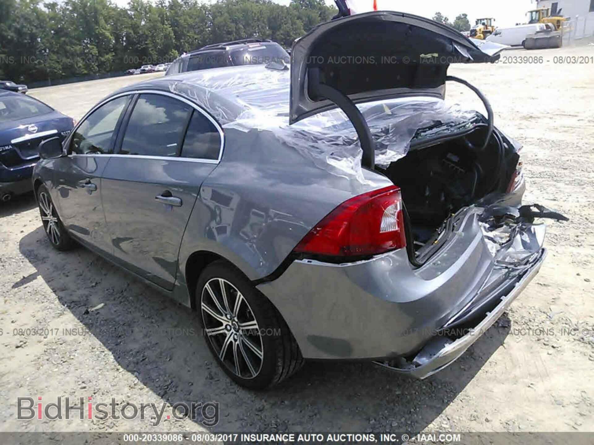 2016 Volvo S60 - VIN: LYV612TM7GB112597 - Фото 3