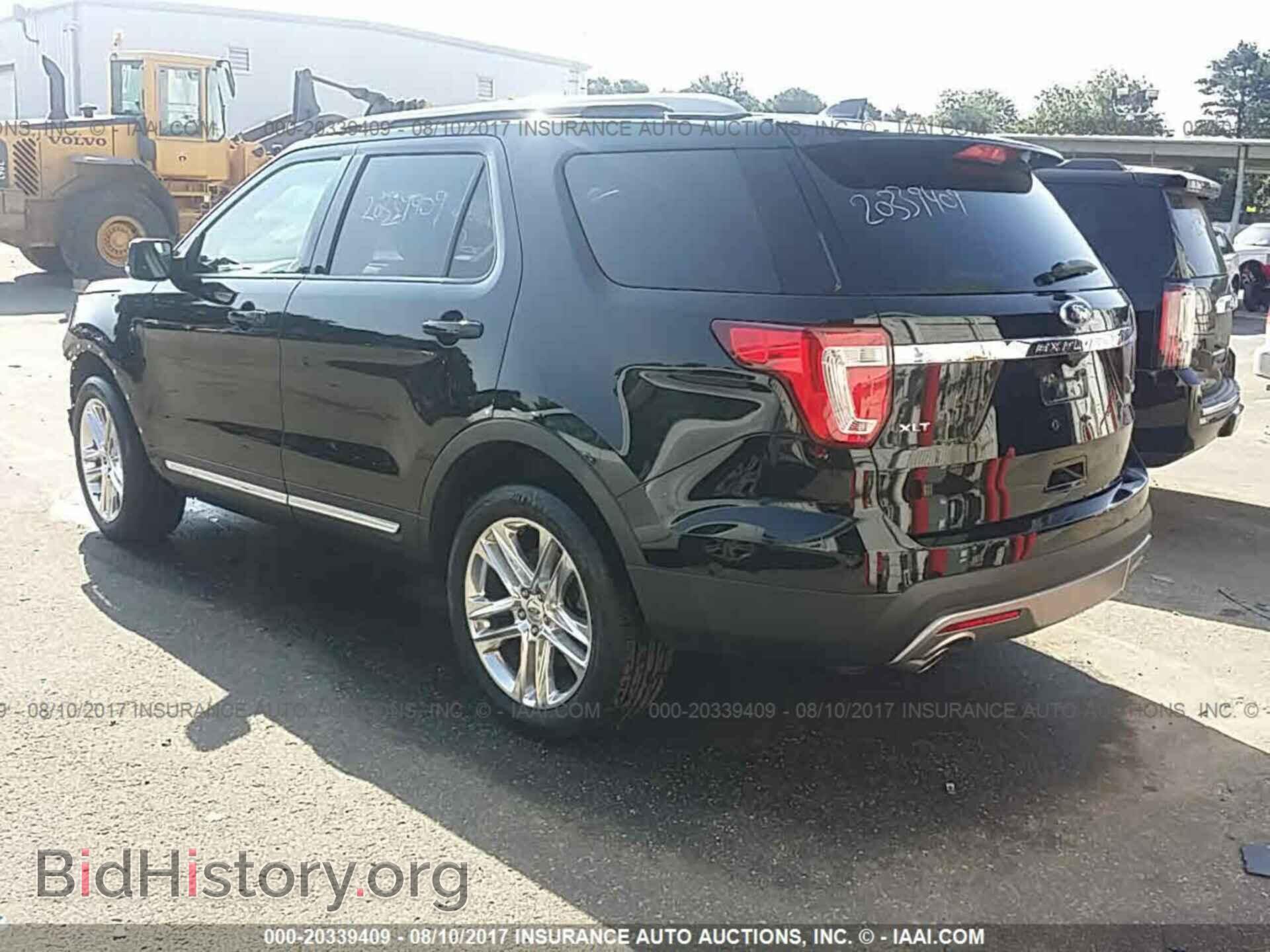 2017 Ford Explorer - VIN: 1FM5K8D82HGA53103 - Photo 3