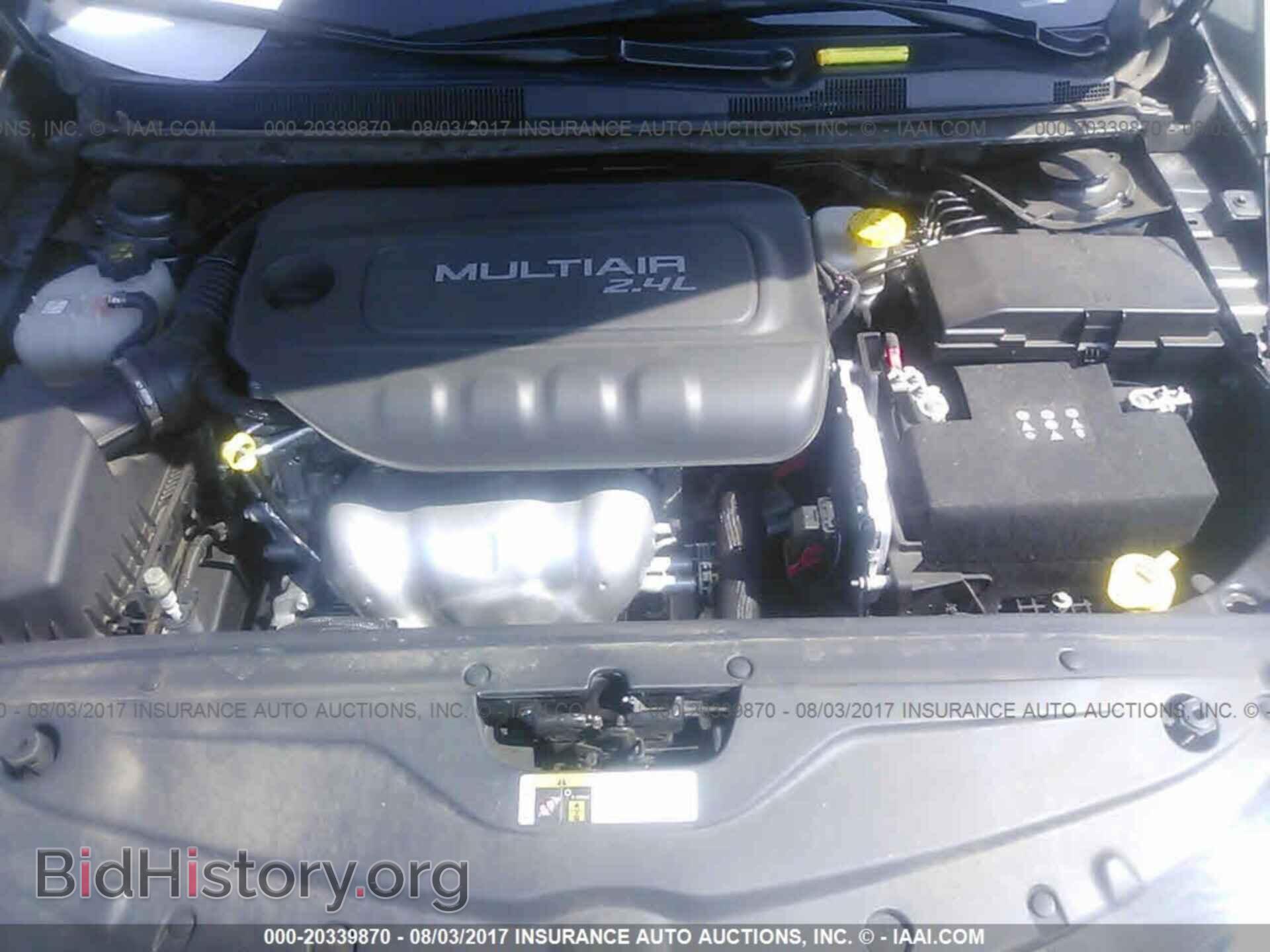2016 Chrysler 200 - VIN: 1C3CCCAB4GN172877 - Фото 10