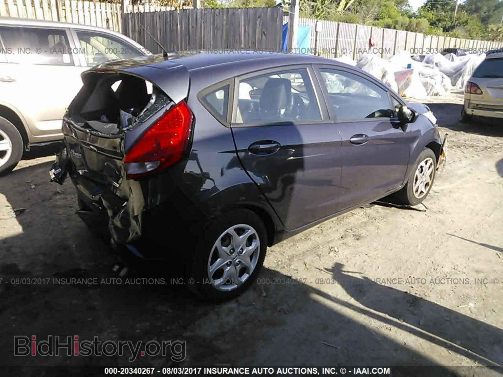 2012 Ford Fiesta - VIN: 3FADP4EJ3CM152304 - Photo 4