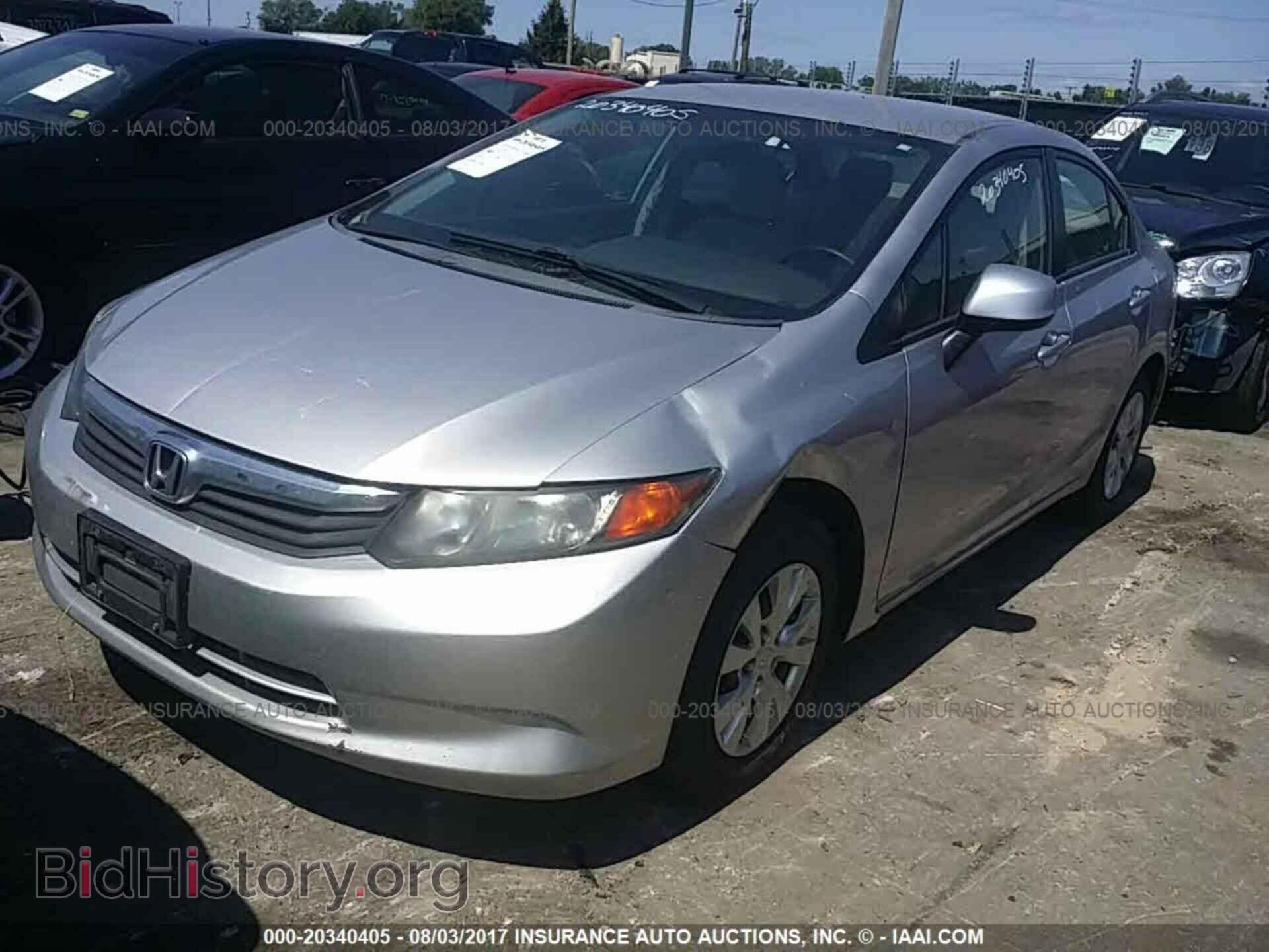 2012 Honda Civic - VIN: 19XFB2F56CE022700 - Photo 2