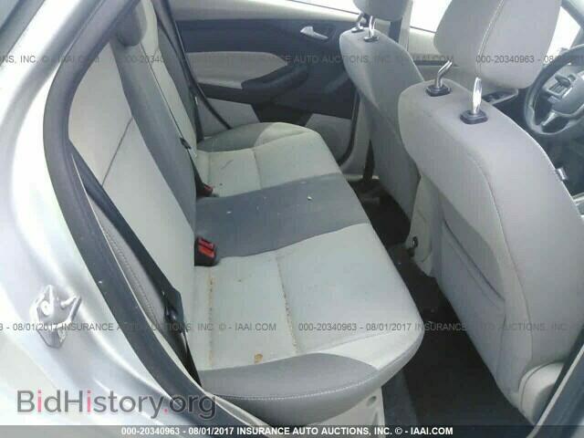 2012 Ford Focus - VIN: 1FAHP3F22CL330353 - Photo 8
