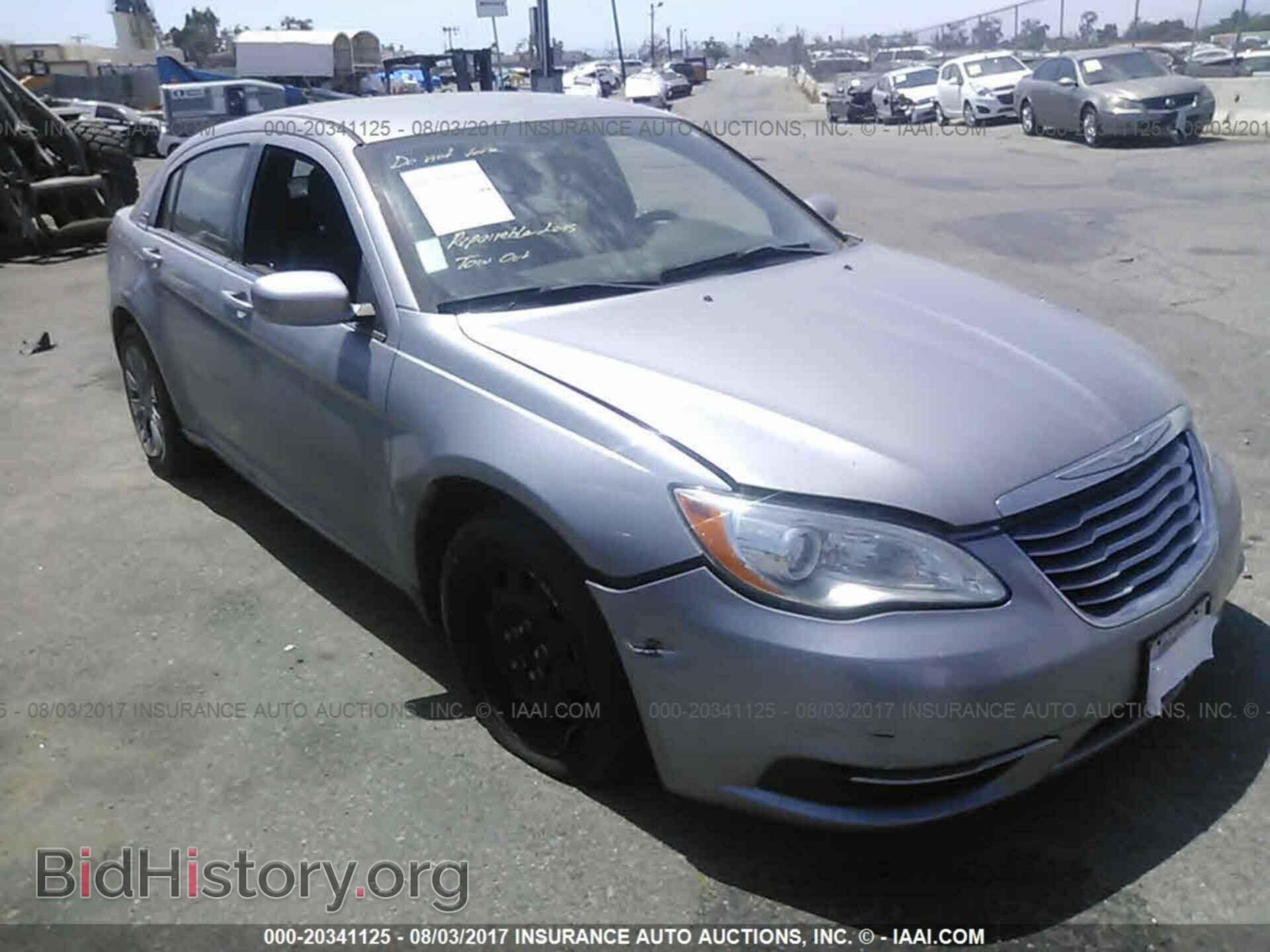 Photo 1C3CCBAB6EN213503 - Chrysler 200 2014
