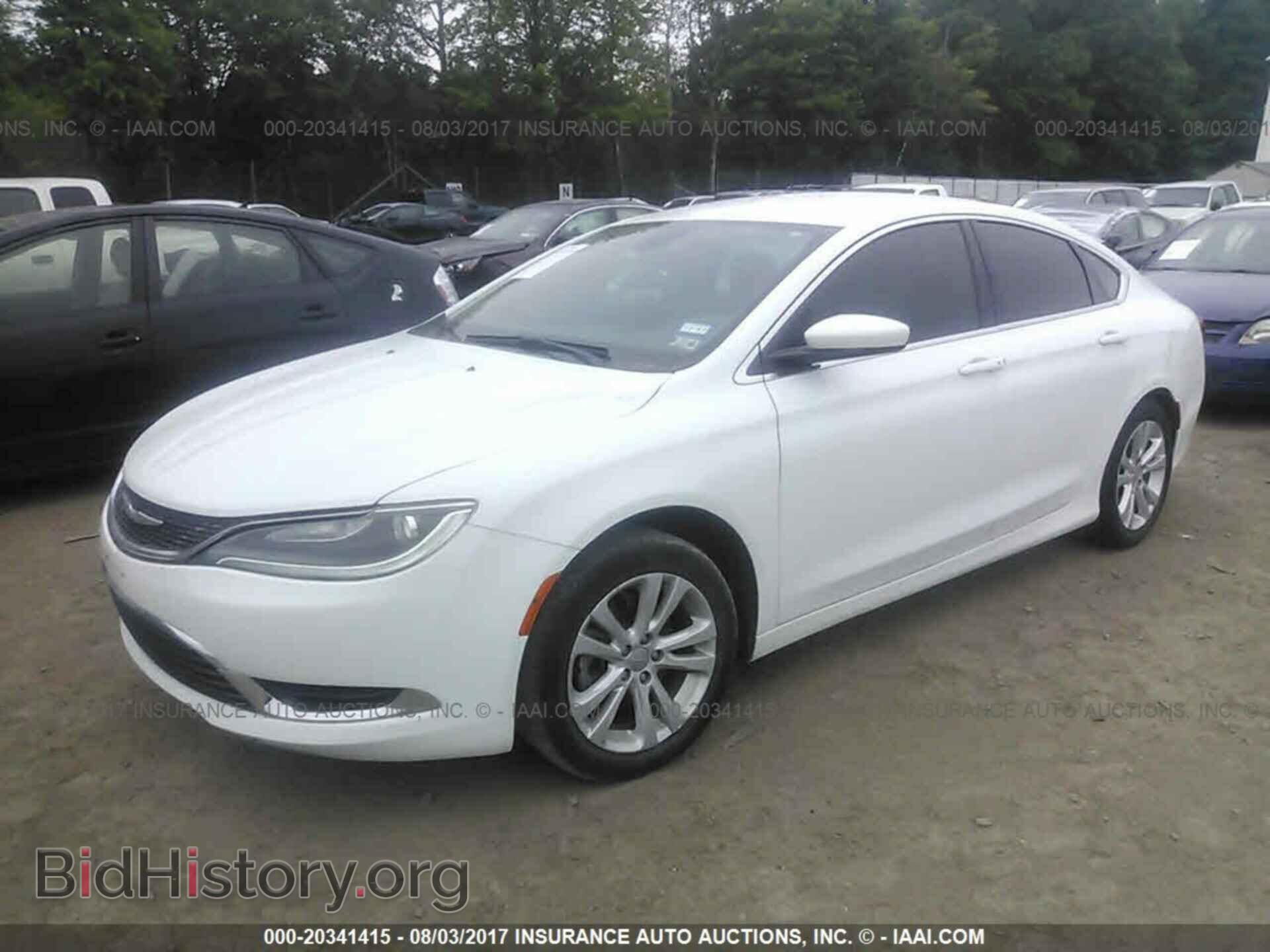 2015 Chrysler 200 - VIN: 1C3CCCAB3FN543378 - Photo 2