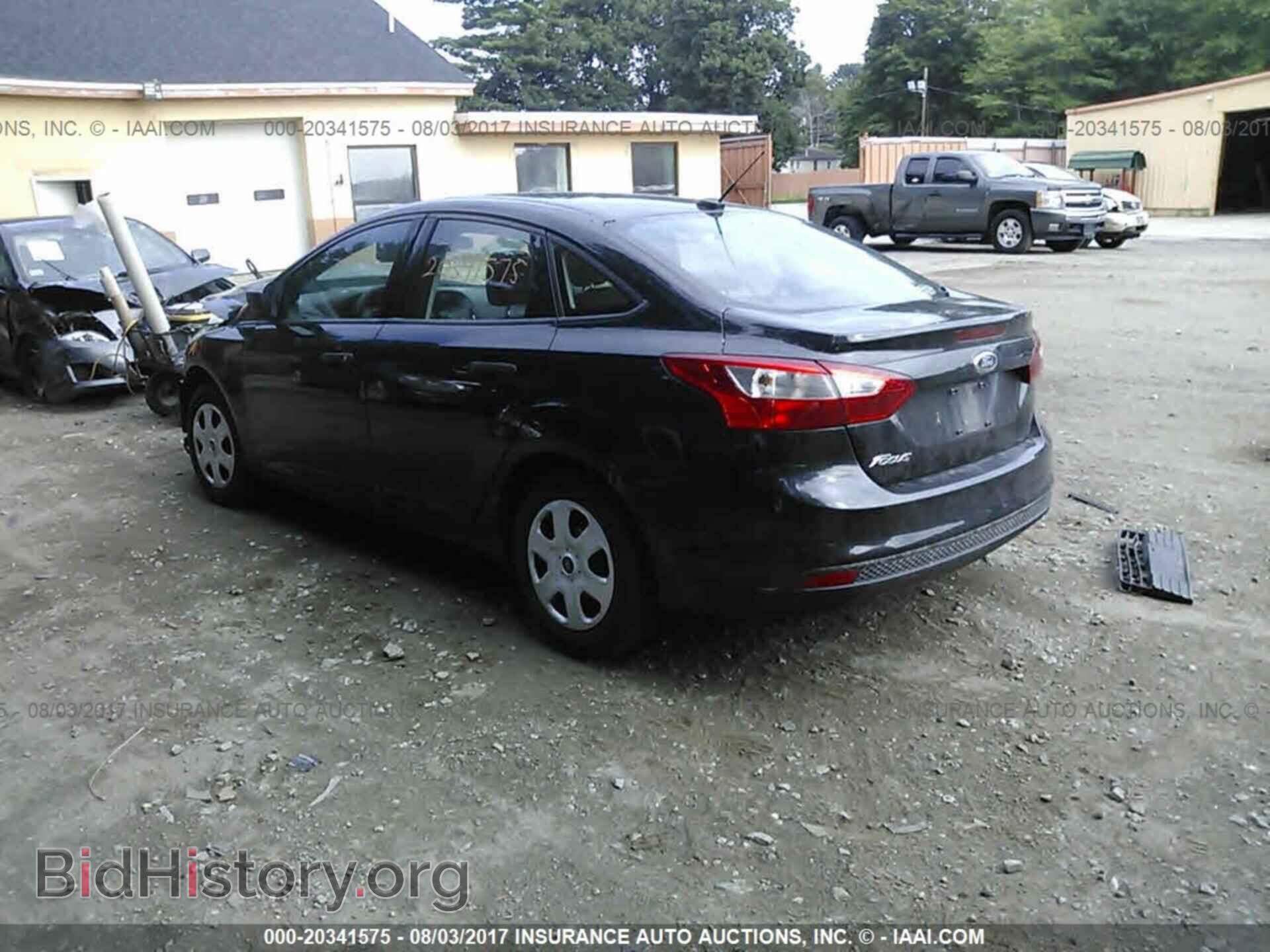 2013 Ford Focus - VIN: 1FADP3E24DL269251 - Photo 3