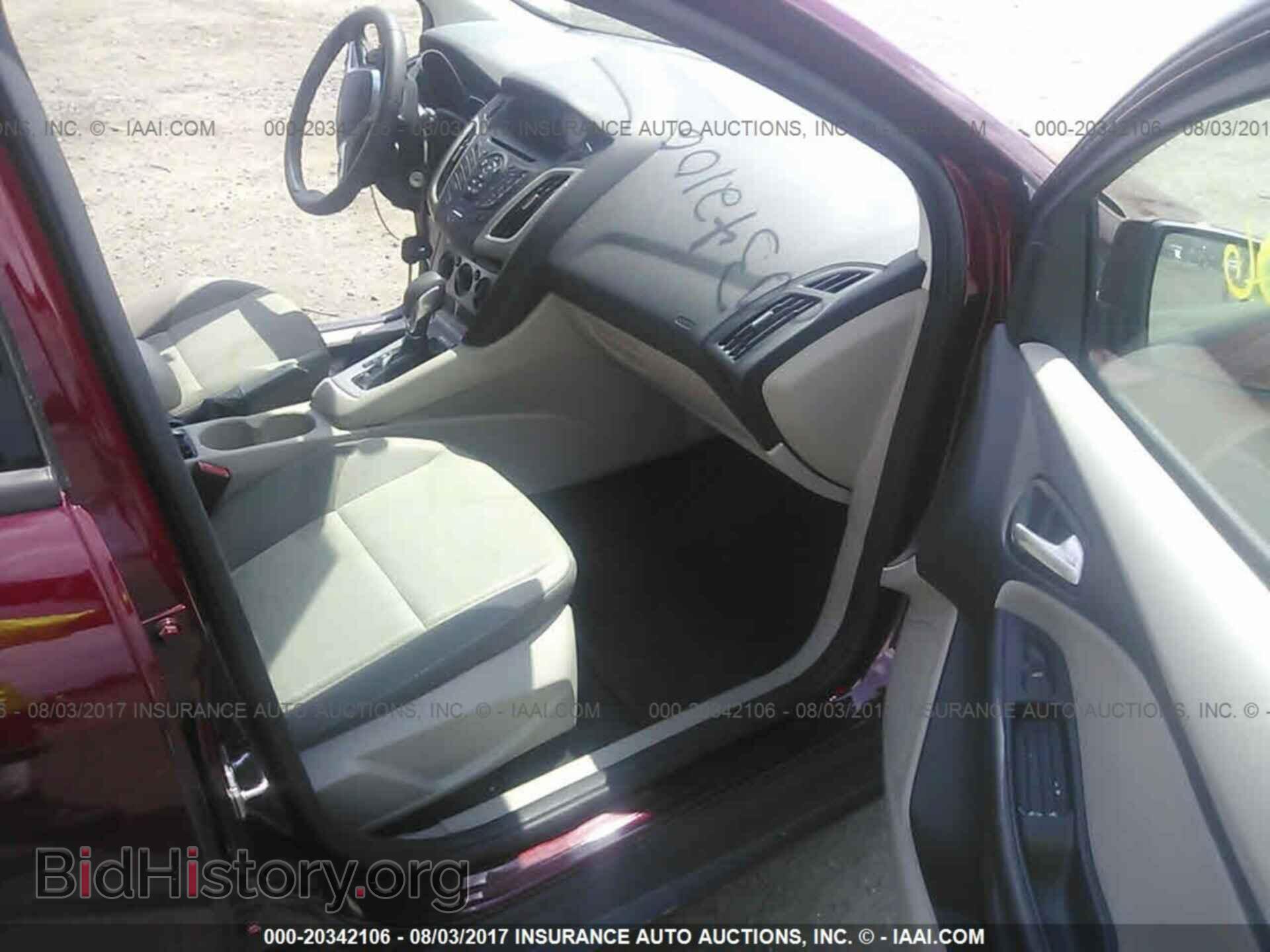 2013 Ford Focus - VIN: 1FADP3K22DL104836 - Photo 5