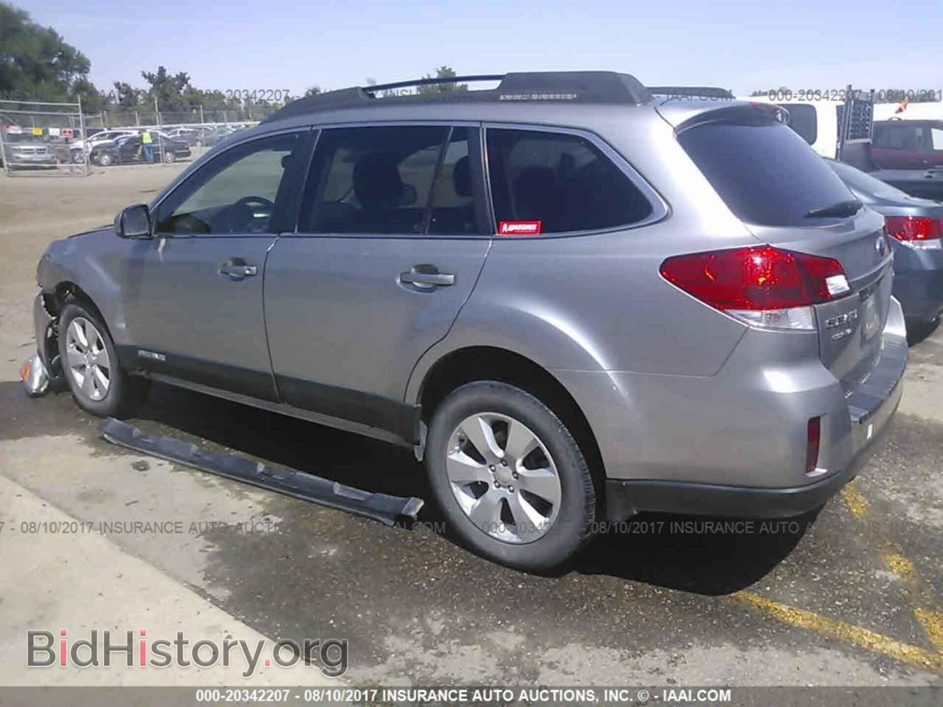 2011 Subaru Outback - VIN: 4S4BRBCC7B3368527 - Фото 3