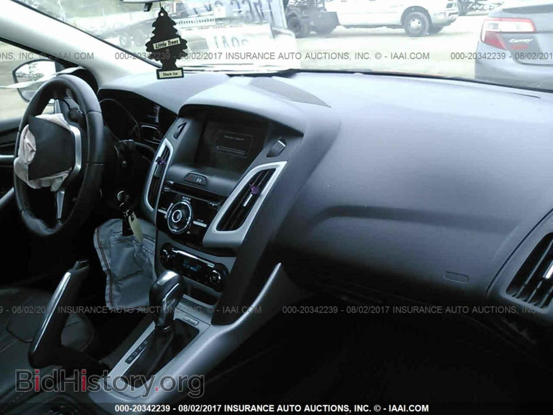2013 Ford Focus - VIN: 1FADP3F21DL283350 - Photo 5