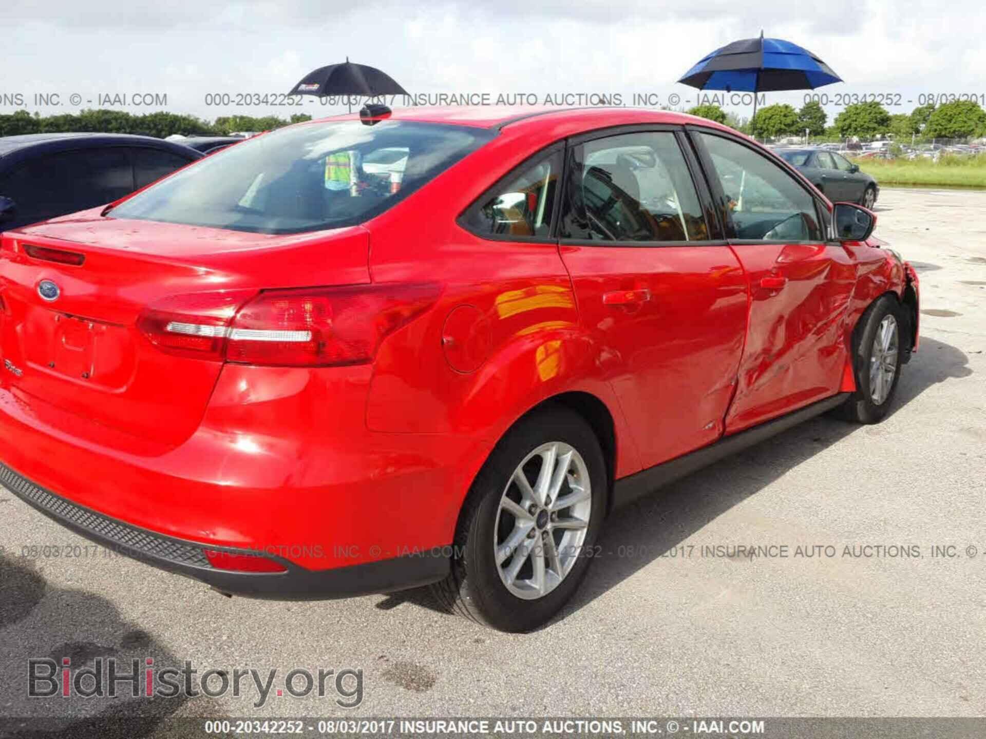 2015 Ford Focus - VIN: 1FADP3F24FL207186 - Фото 4