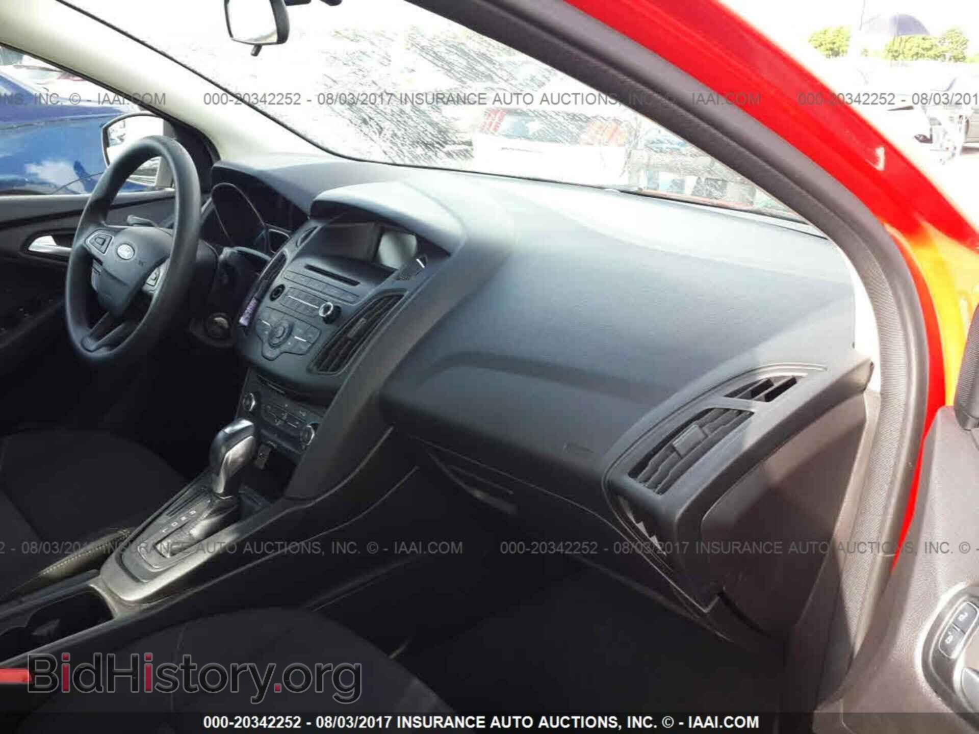 2015 Ford Focus - VIN: 1FADP3F24FL207186 - Фото 5