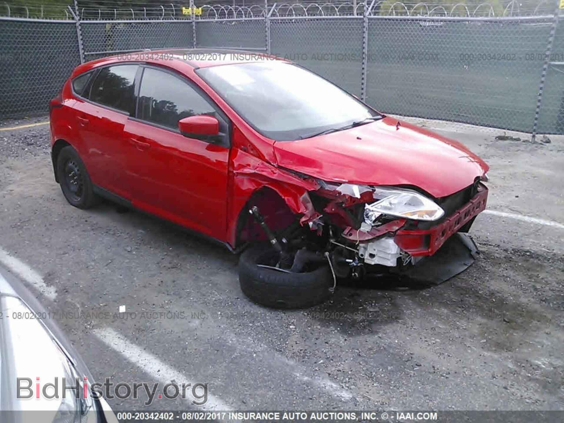 Photo 1FAHP3K22CL188236 - Ford Focus 2012