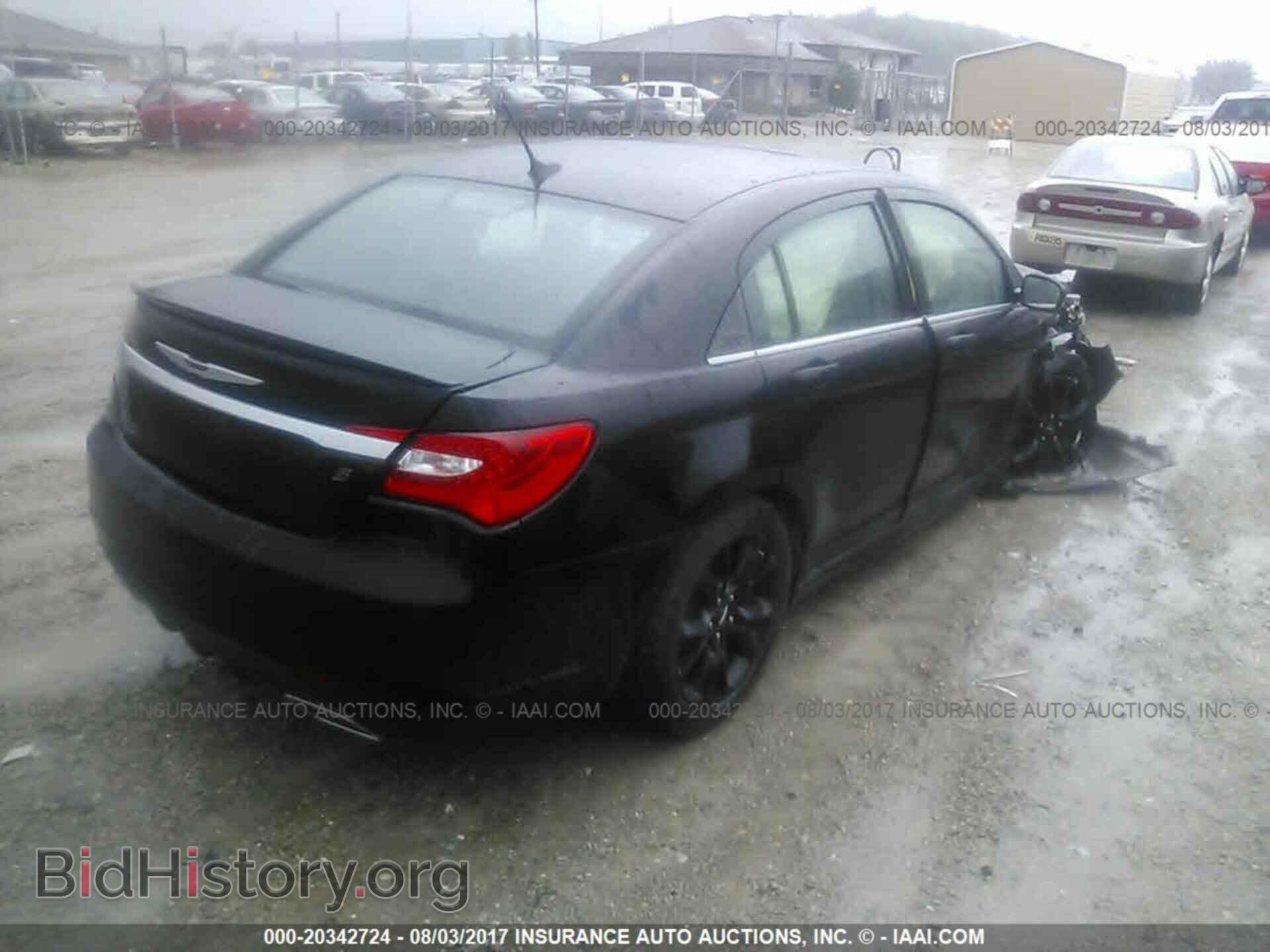 2014 Chrysler 200 - VIN: 1C3CCBCG1EN164591 - Photo 4