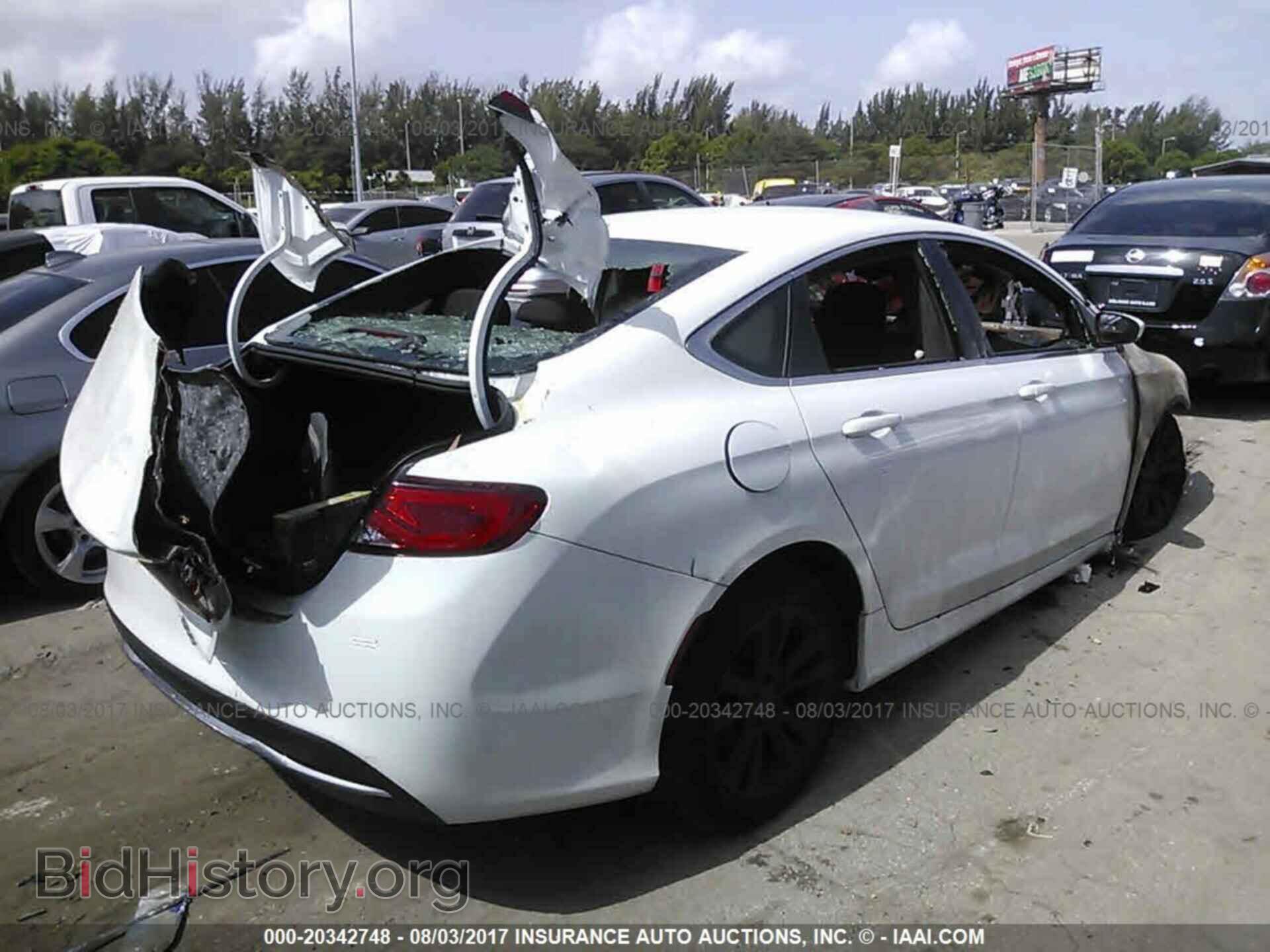 2016 CHRYSLER 200 - VIN: 1C3CCCAB9GN150230 - Фото 4