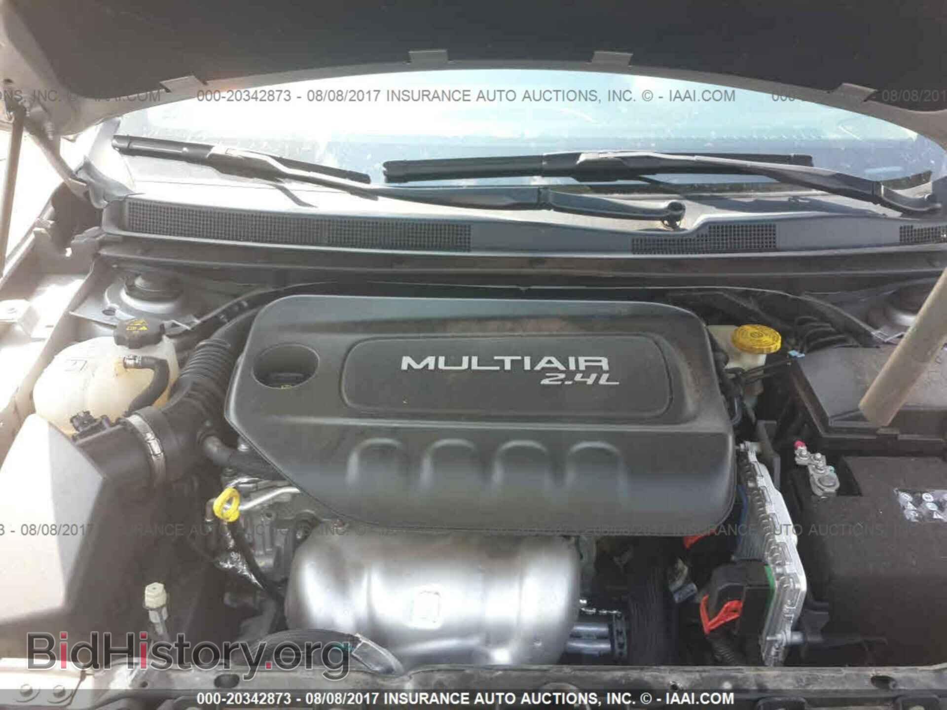 2015 Chrysler 200 - VIN: 1C3CCCAB0FN587094 - Photo 10