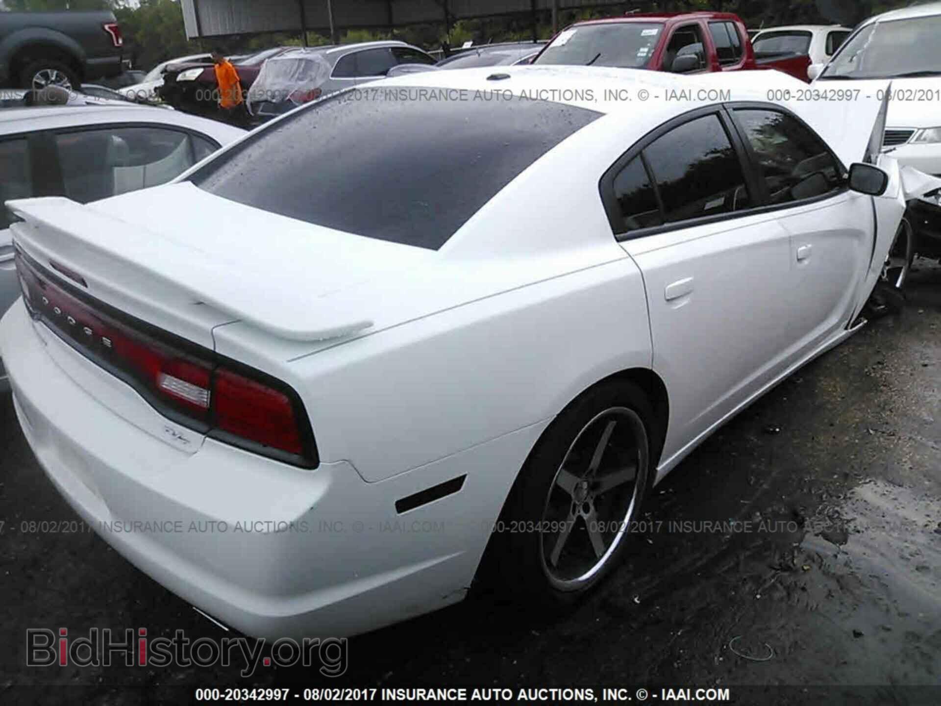 2014 Dodge Charger - VIN: 2C3CDXCT5EH123767 - Photo 4