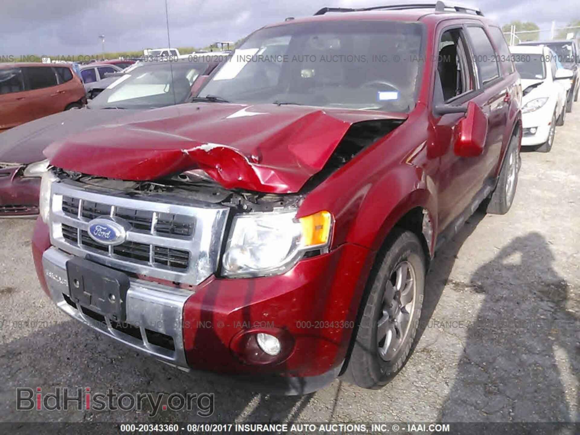 2011 Ford Escape - VIN: 1FMCU0EG2BKC12120 - Фото 2