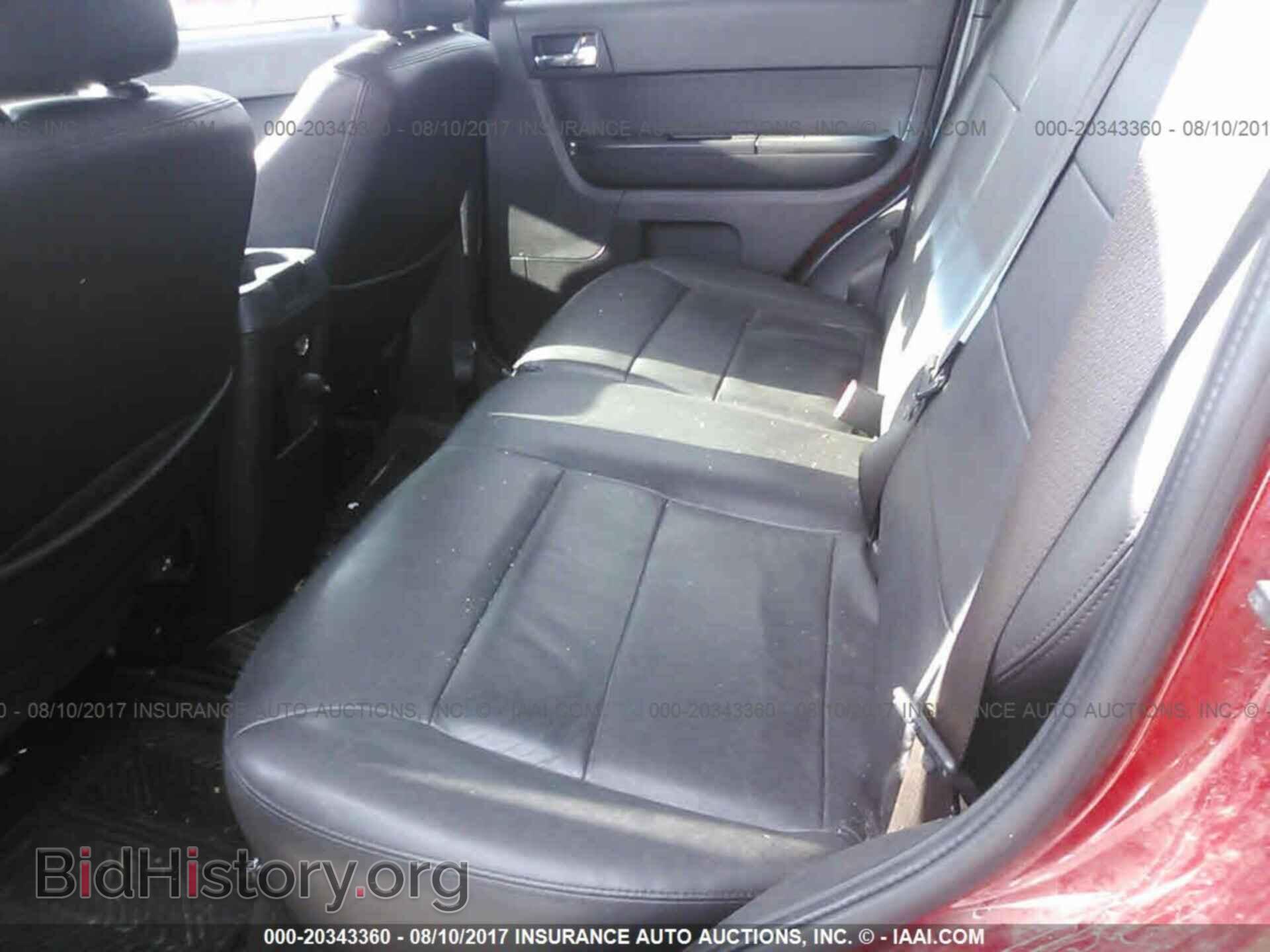 2011 Ford Escape - VIN: 1FMCU0EG2BKC12120 - Фото 8