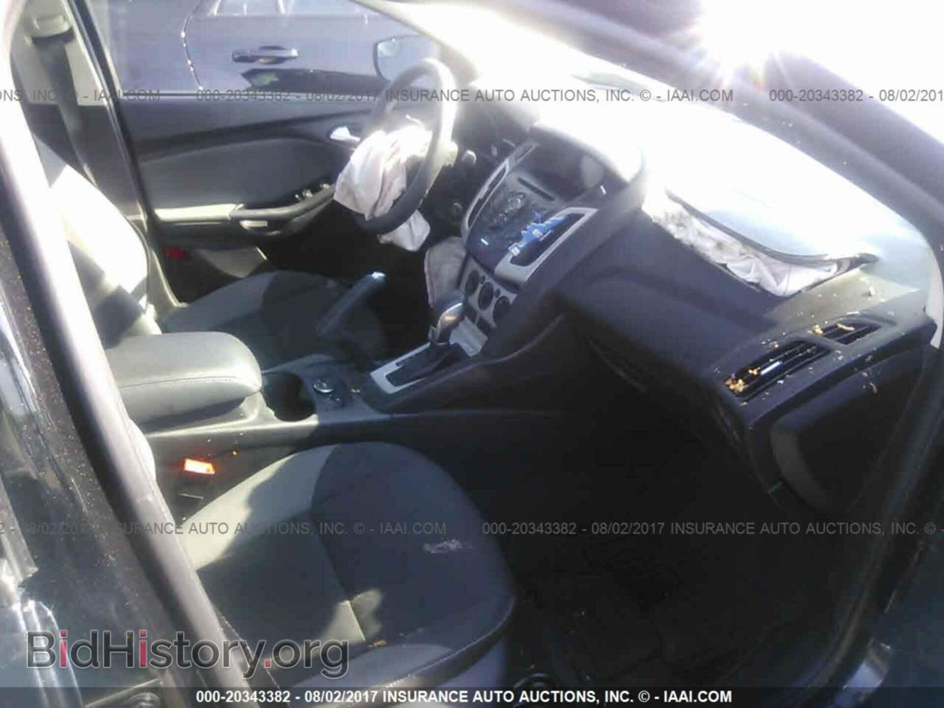 2014 Ford Focus - VIN: 1FADP3F23EL429202 - Photo 5