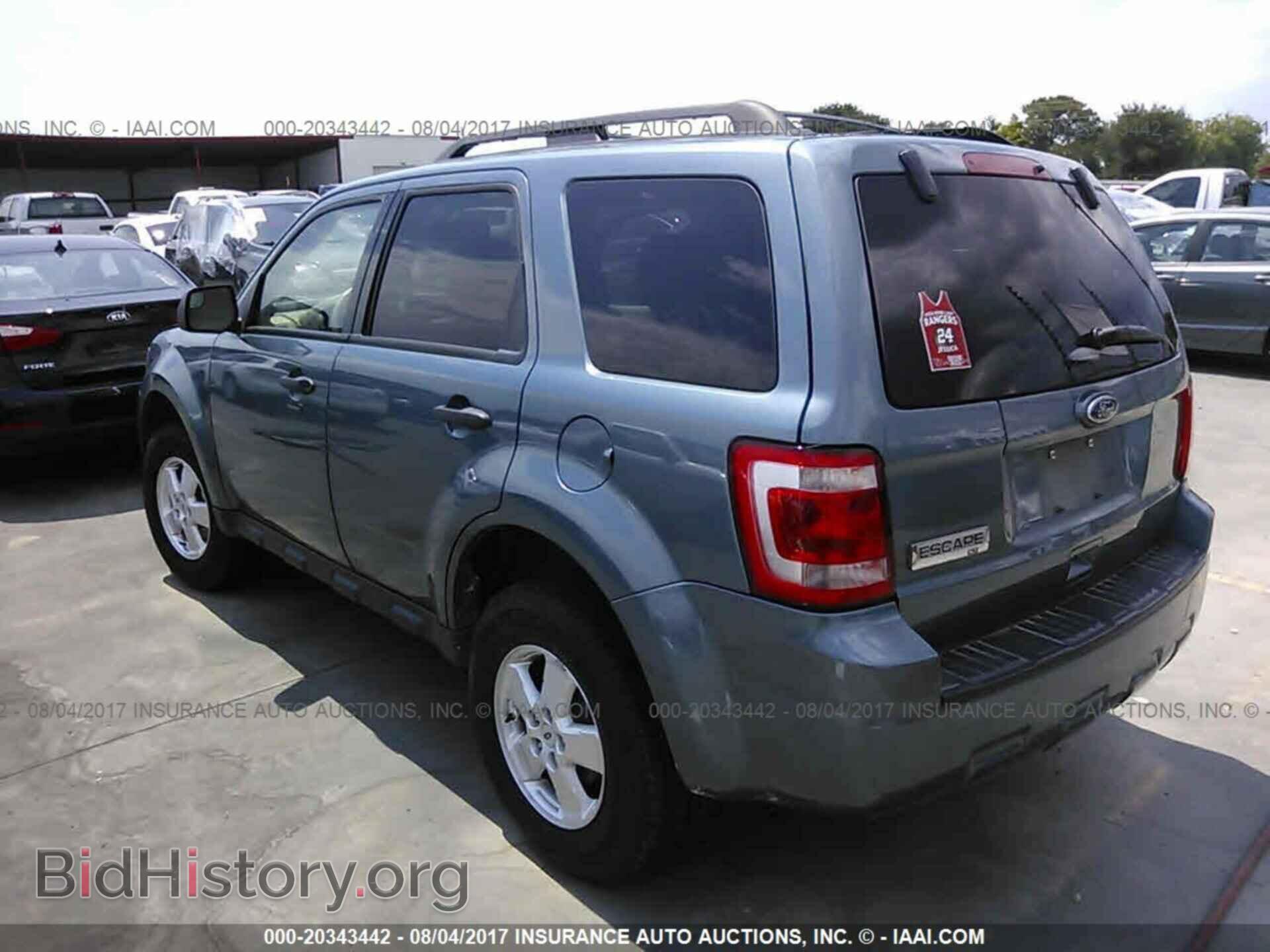 2012 Ford Escape - VIN: 1FMCU0D72CKA49715 - Photo 3