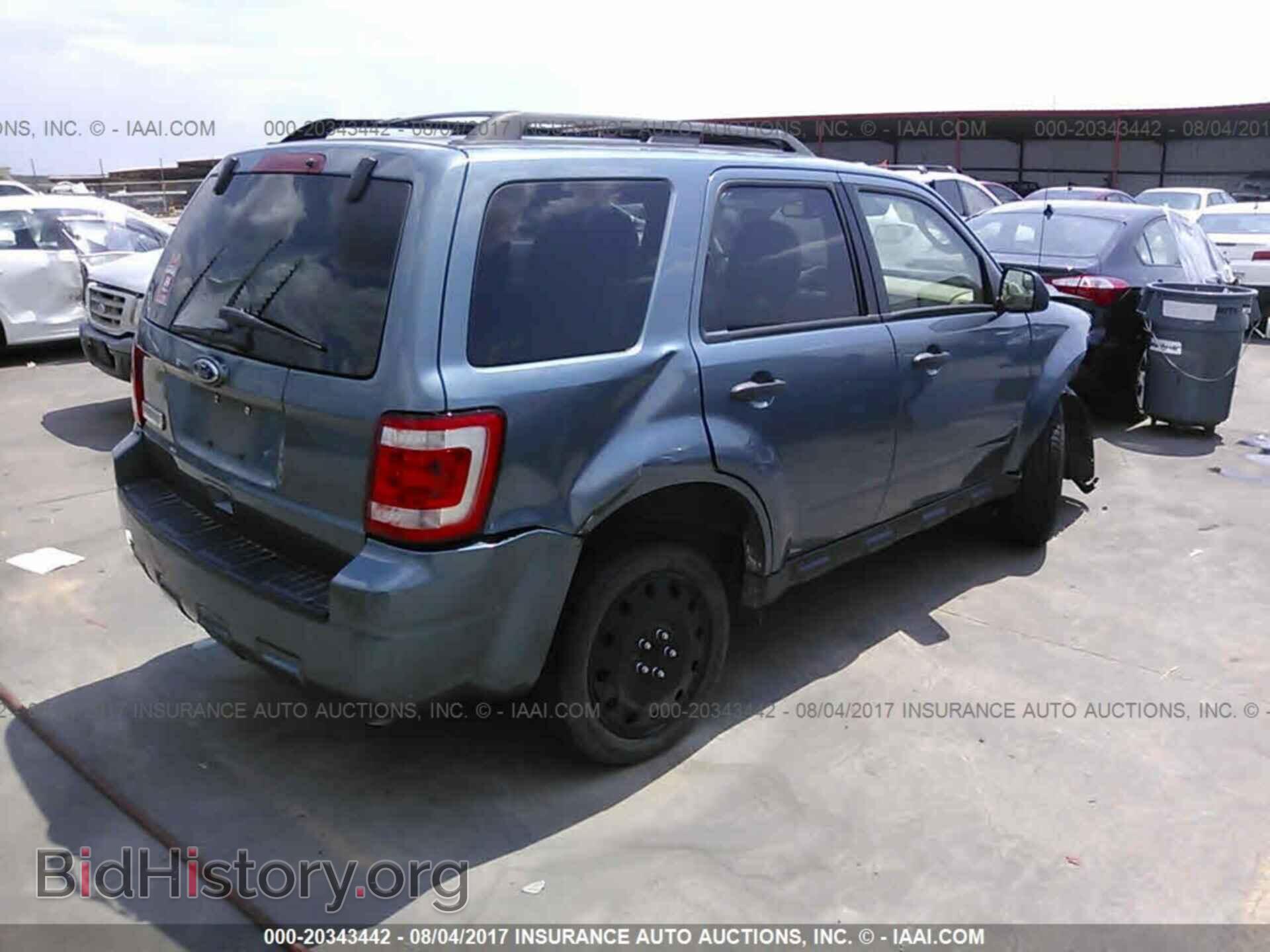 2012 Ford Escape - VIN: 1FMCU0D72CKA49715 - Photo 4