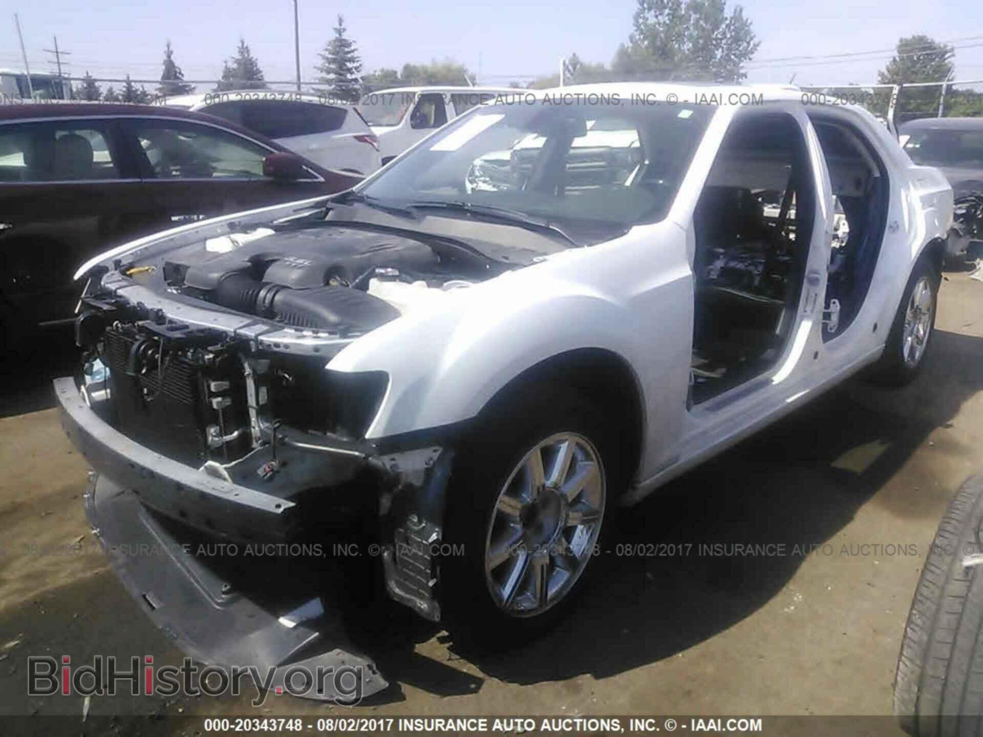 2016 Chrysler 300c - VIN: 2C3CCAEG0GH328609 - Фото 2