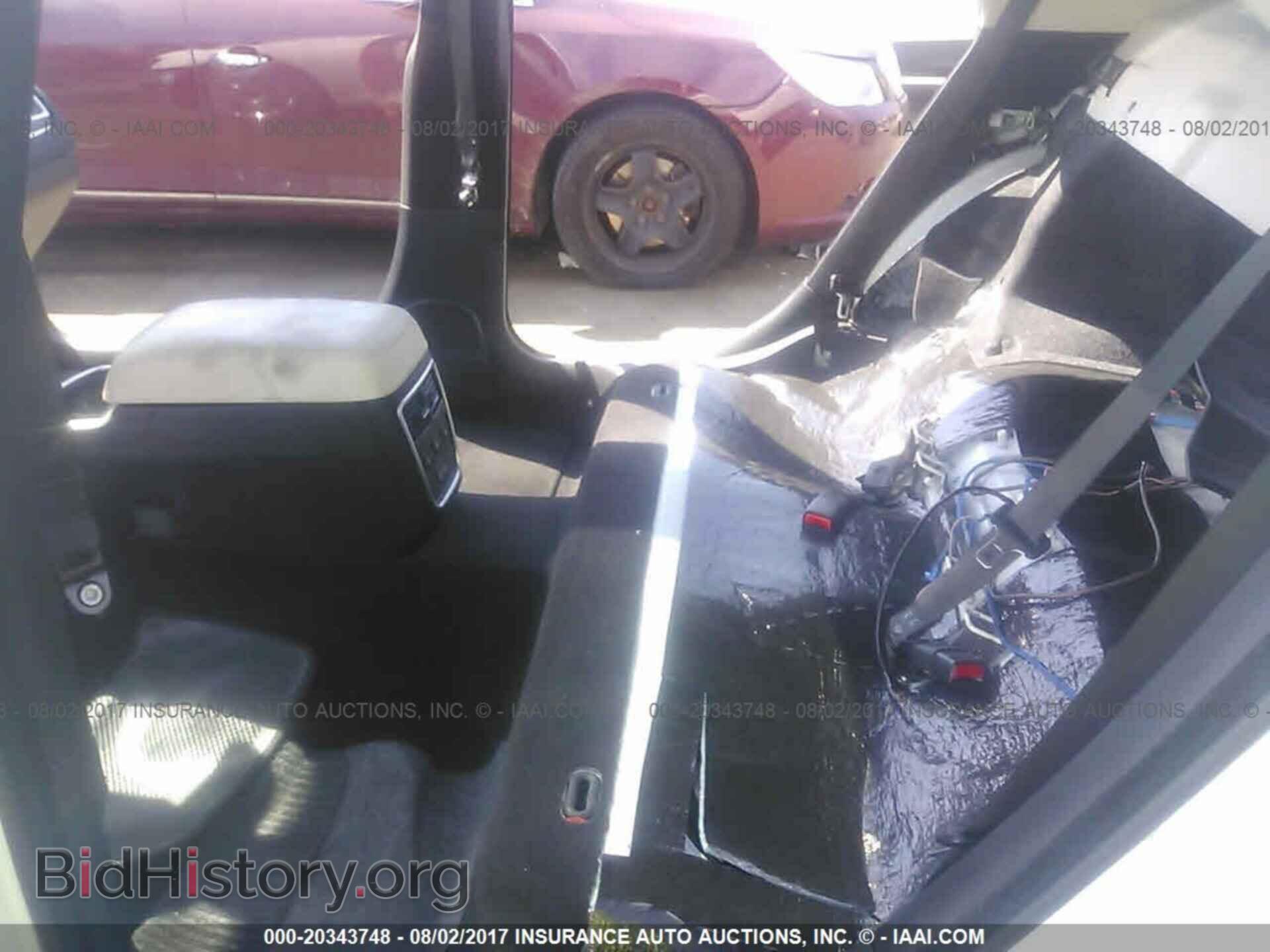 2016 Chrysler 300c - VIN: 2C3CCAEG0GH328609 - Фото 8