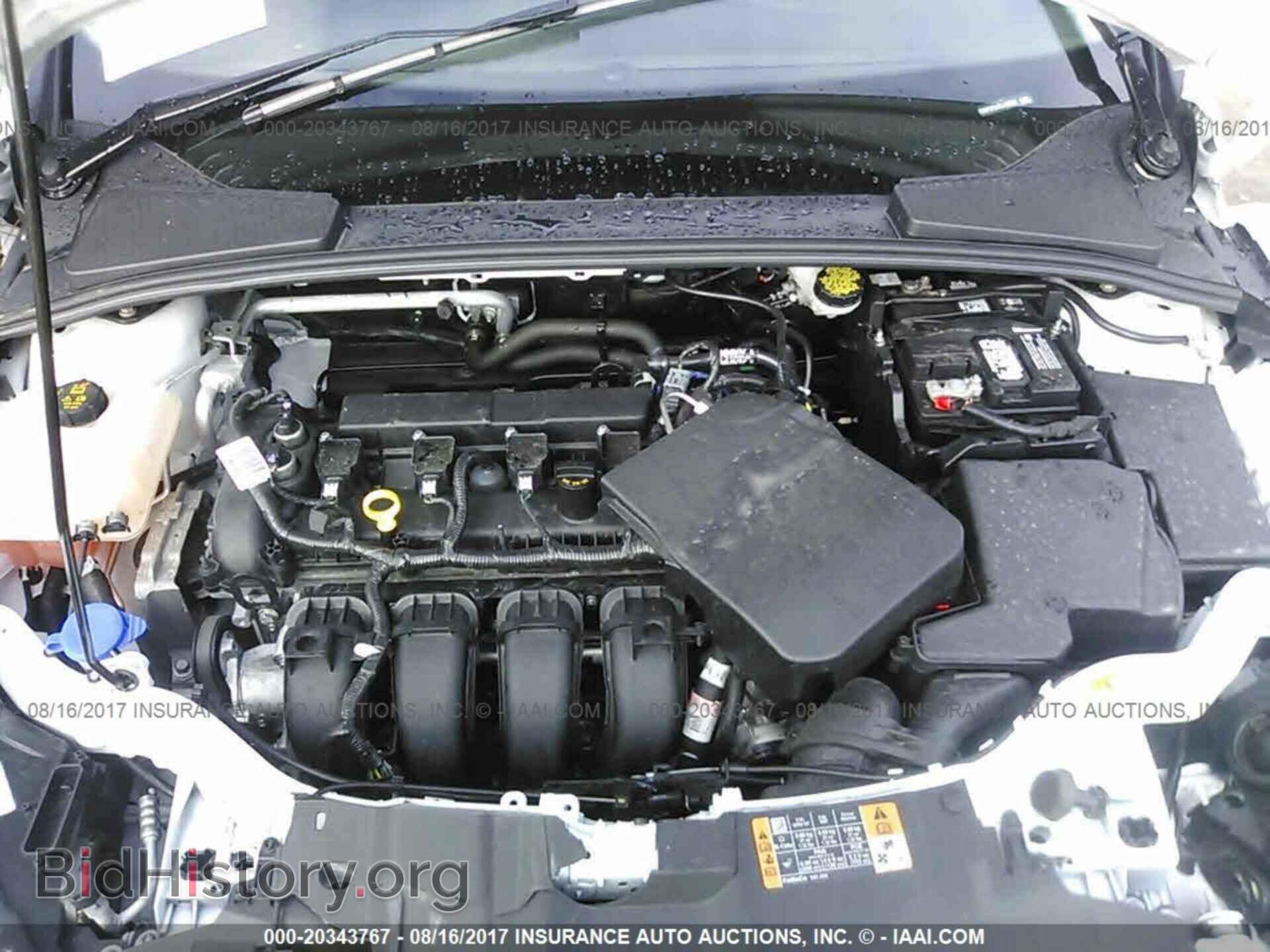 2016 Ford Focus - VIN: 1FADP3F24GL406692 - Photo 10