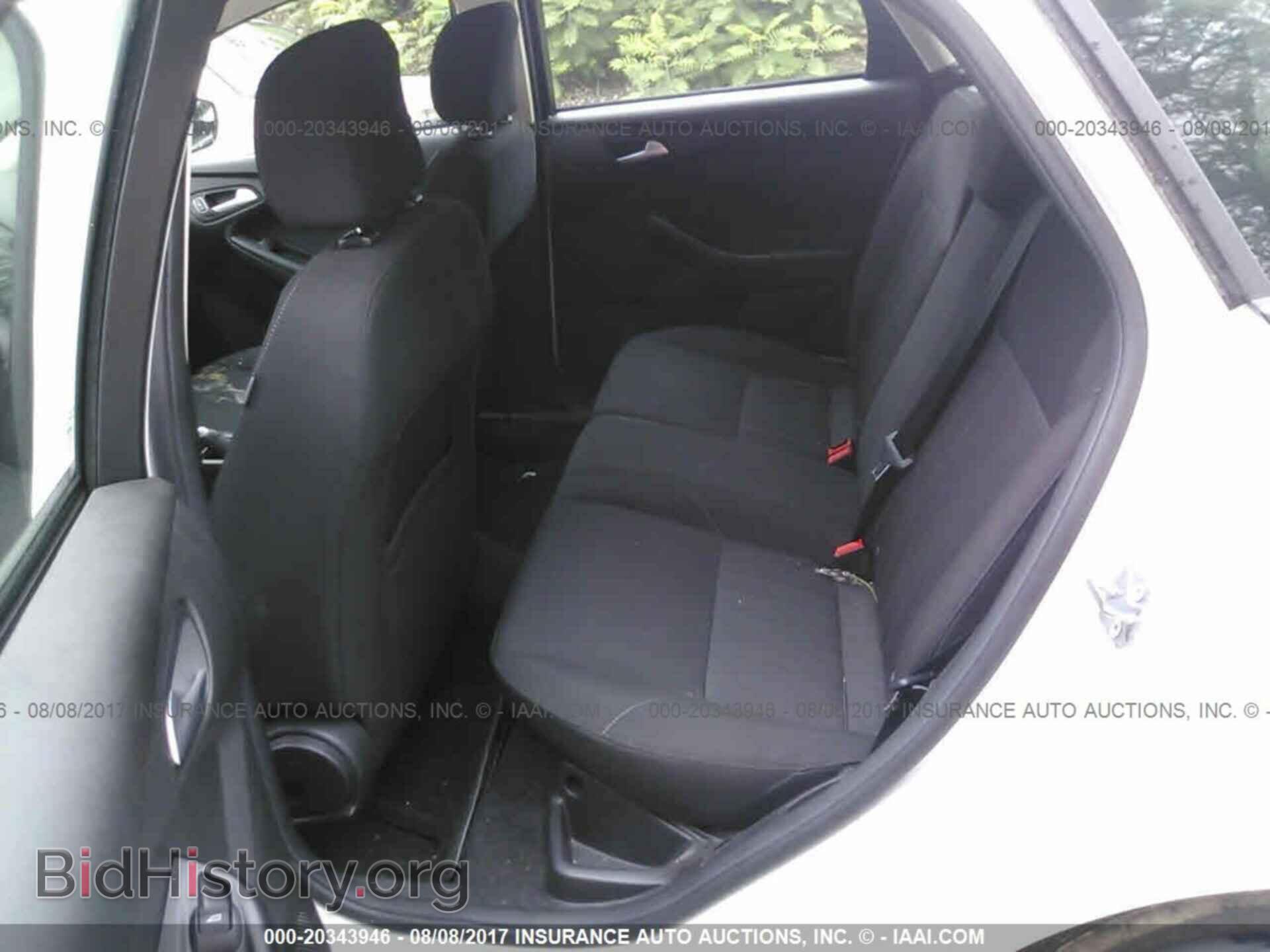 2015 Ford Focus - VIN: 1FADP3K21FL301175 - Photo 8
