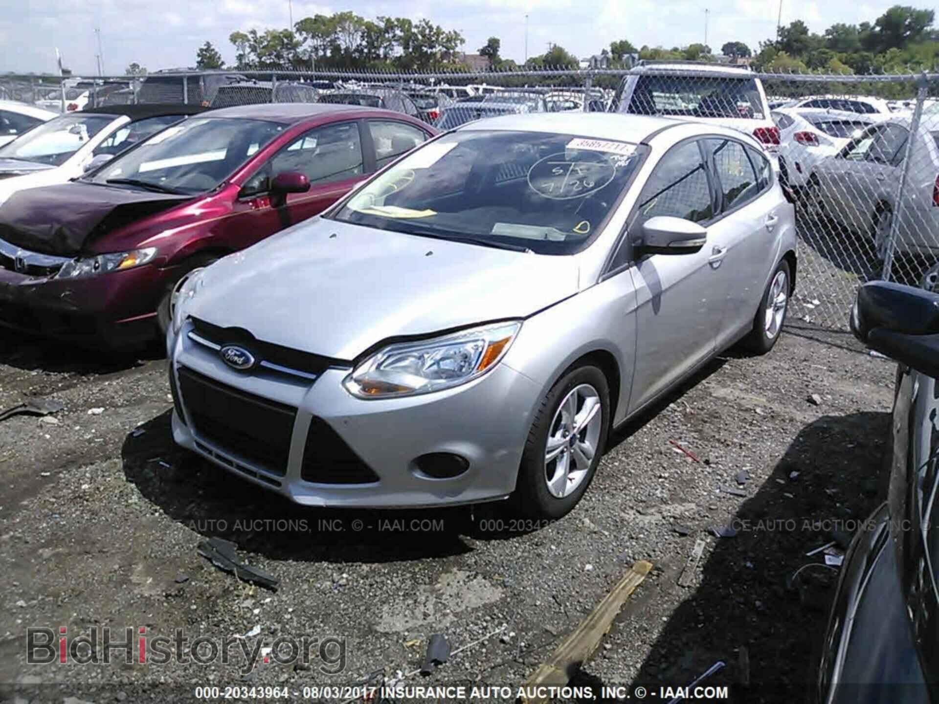 2013 Ford Focus - VIN: 1FADP3K27DL325588 - Photo 2