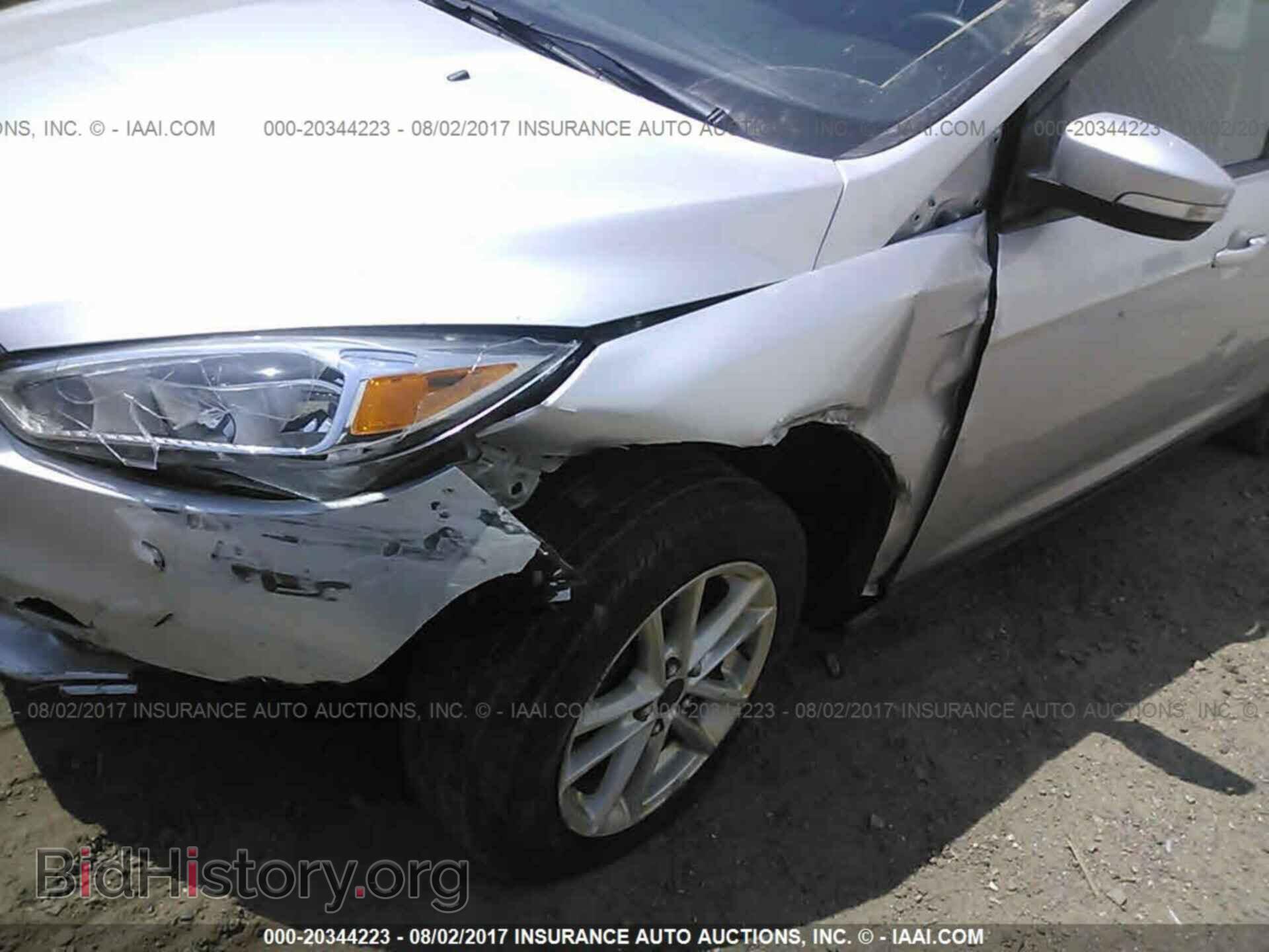 2016 Ford Focus - VIN: 1FADP3F24GL240156 - Photo 6