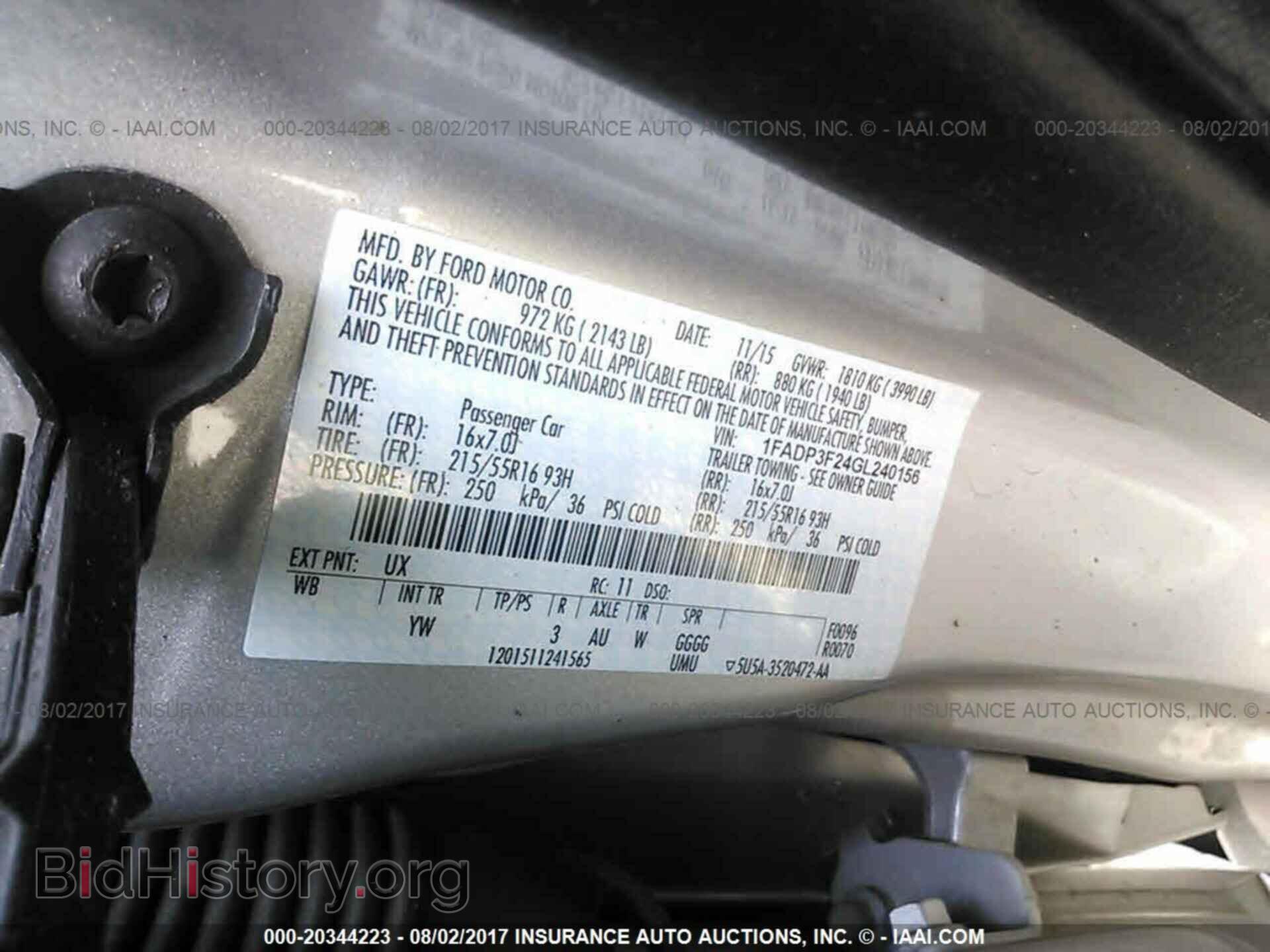 2016 Ford Focus - VIN: 1FADP3F24GL240156 - Photo 9