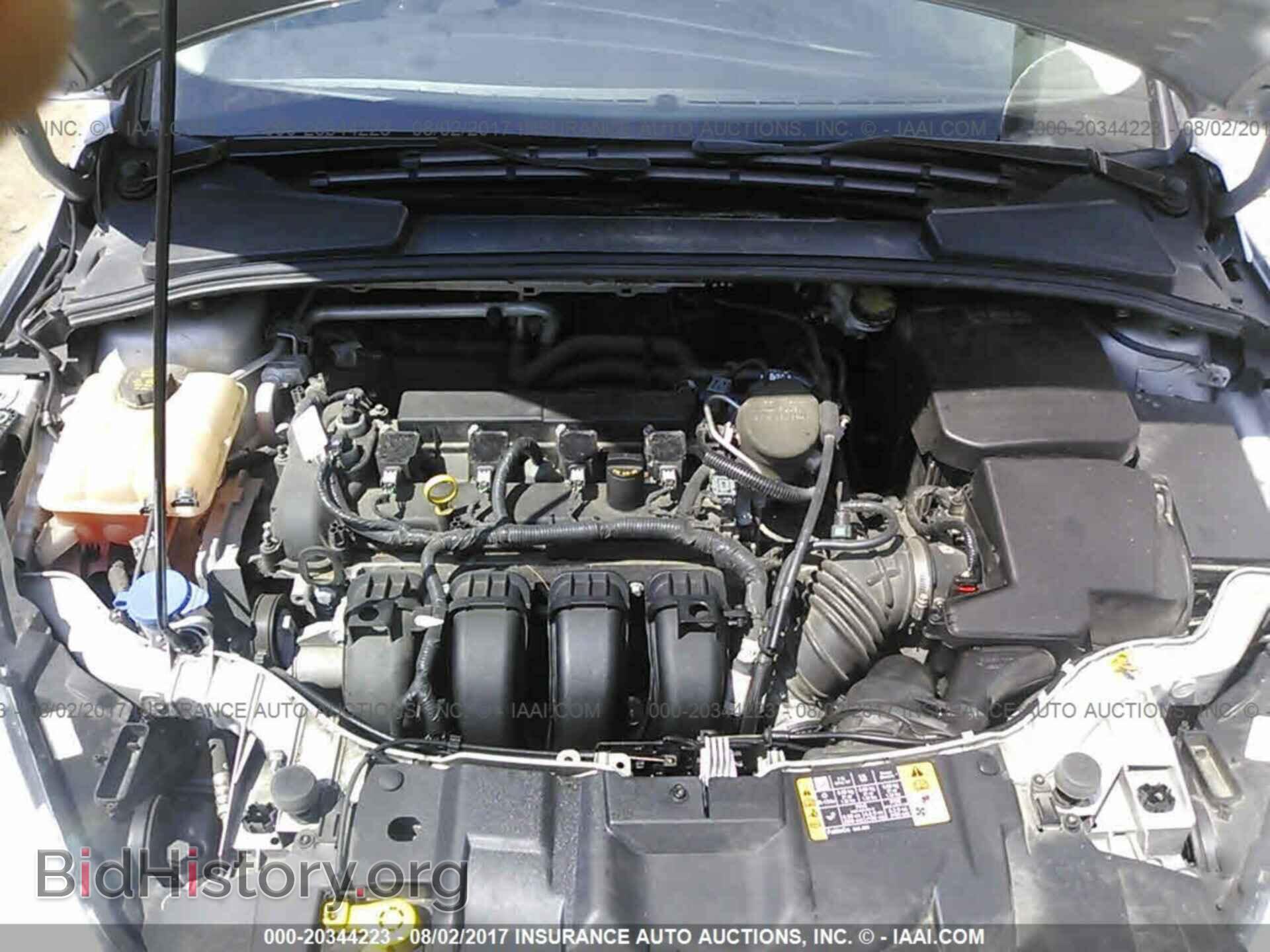 2016 Ford Focus - VIN: 1FADP3F24GL240156 - Photo 10