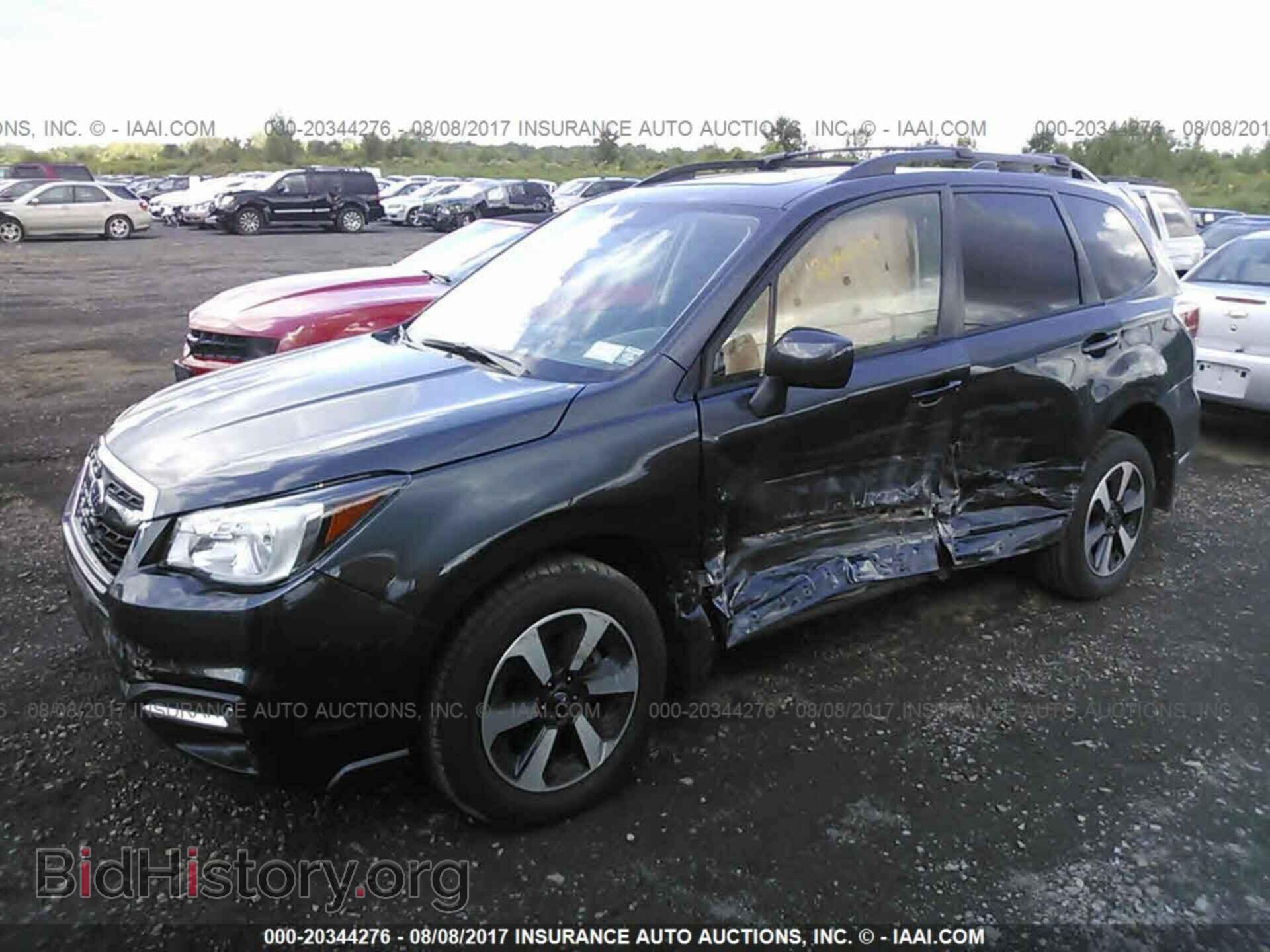 2017 Subaru Forester - VIN: JF2SJAEC0HH508157 - Фото 2