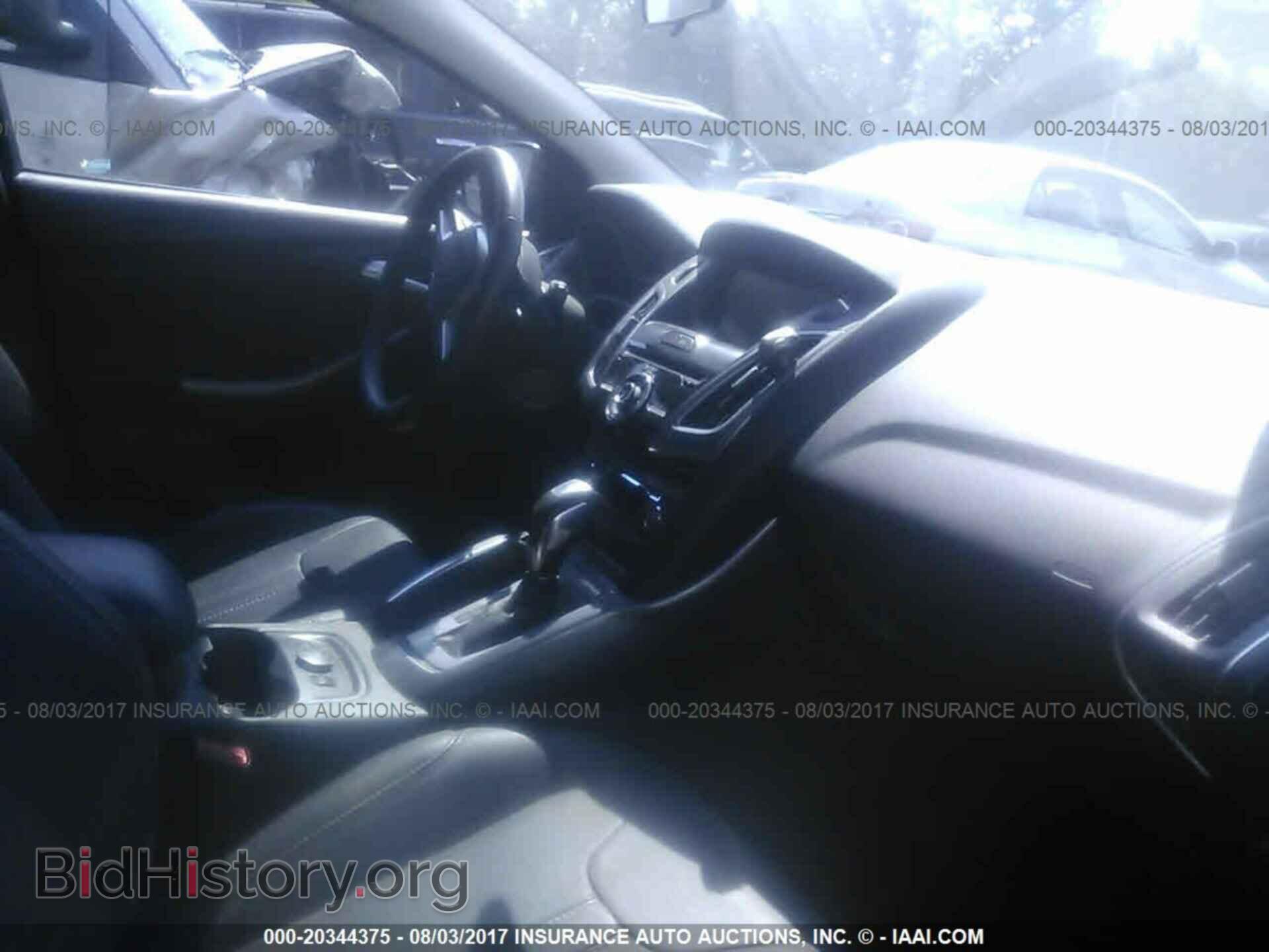 2014 Ford Focus - VIN: 1FADP3N28EL153438 - Photo 5