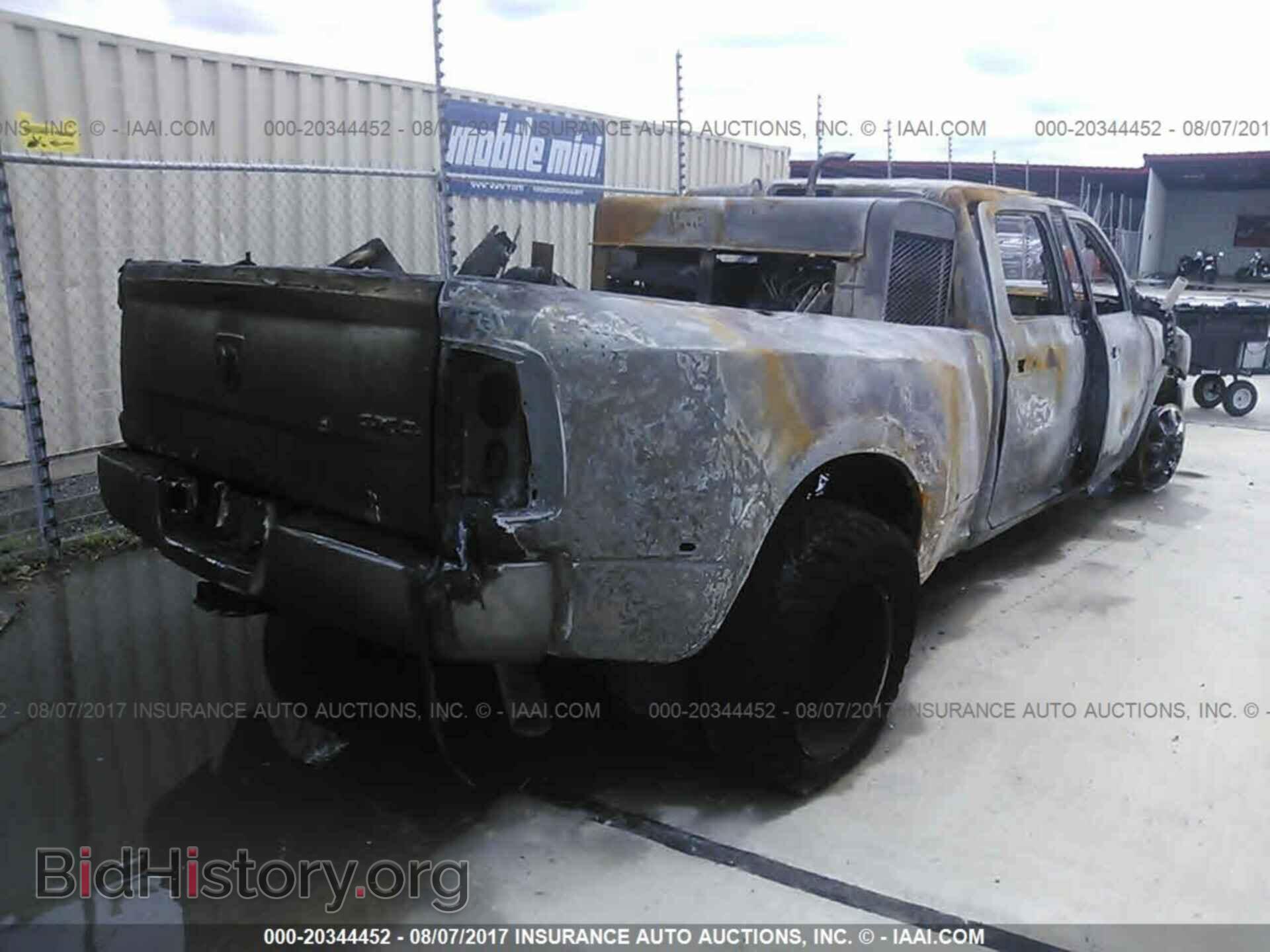2012 Dodge Ram 3500 - VIN: 3C63DRGLXCG227497 - Фото 4