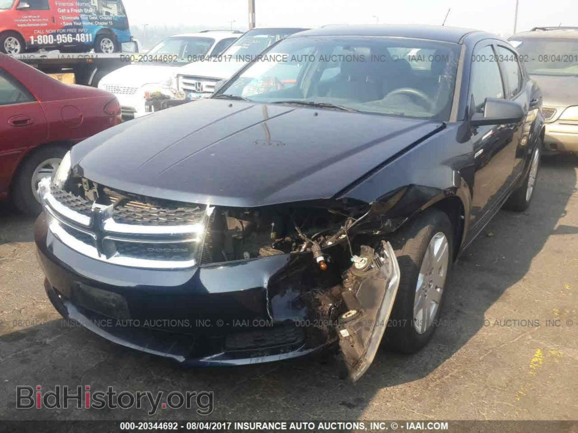 2011 Dodge Avenger - VIN: 1B3BD4FB9BN528656 - Photo 2