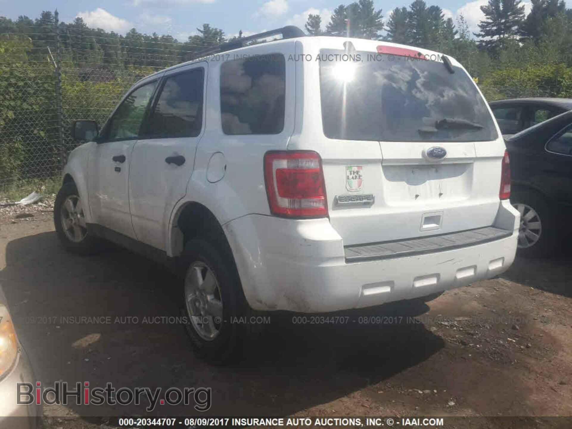 2012 Ford Escape - VIN: 1FMCU9D72CKB18746 - Photo 3