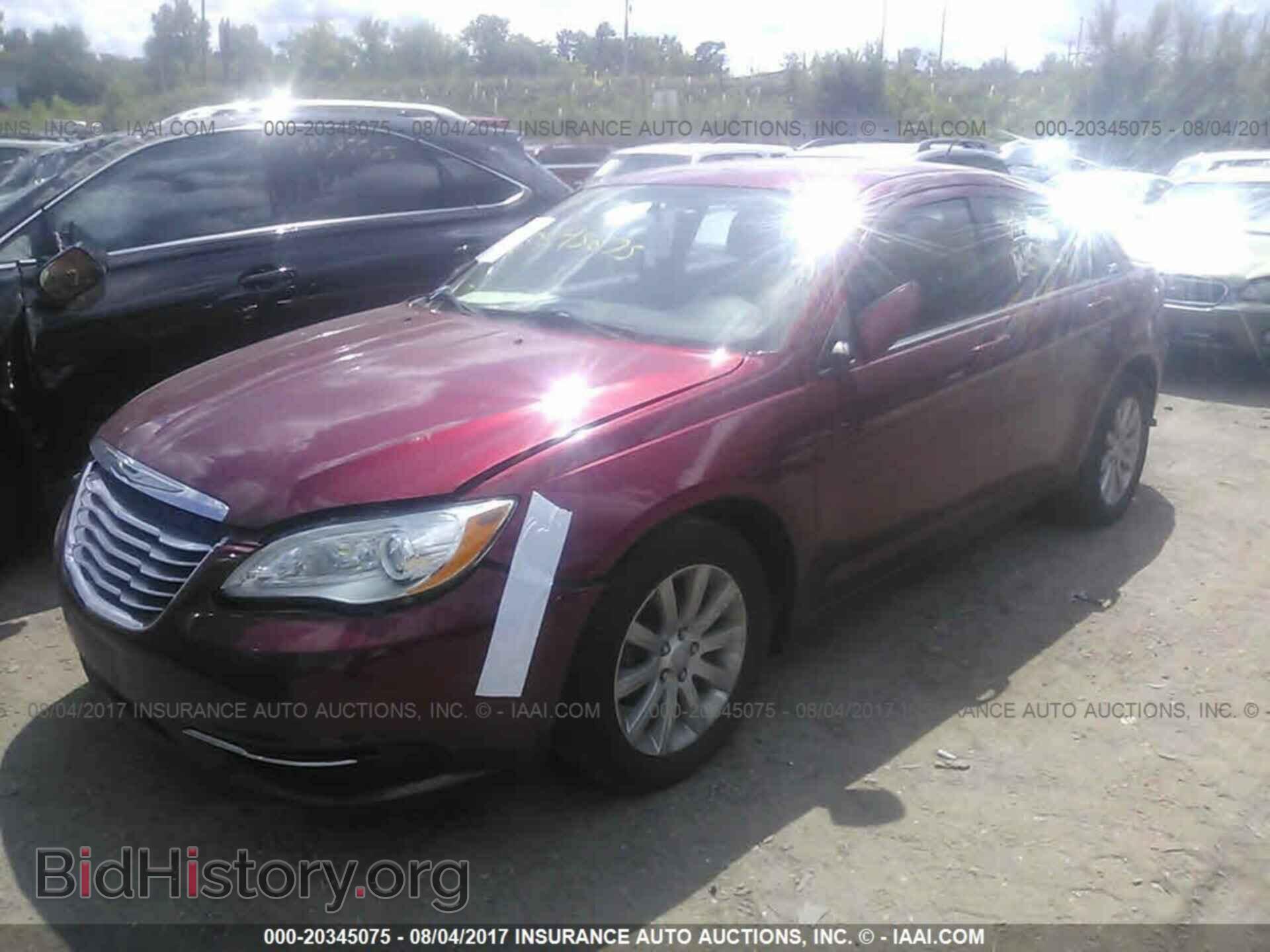 2012 Chrysler 200 - VIN: 1C3CCBBB5CN289449 - Фото 2