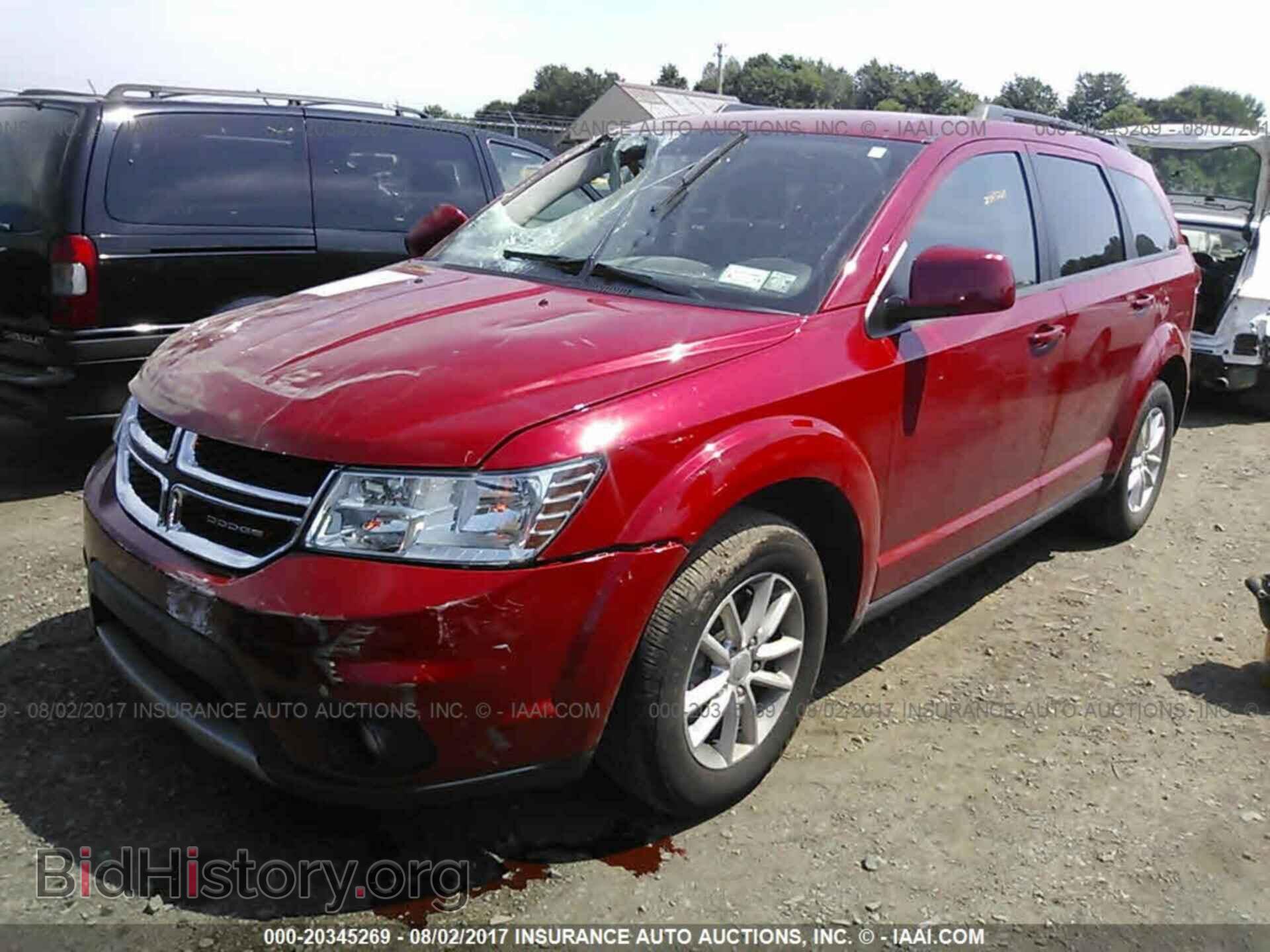 2016 Dodge Journey - VIN: 3C4PDCBG2GT135041 - Фото 2