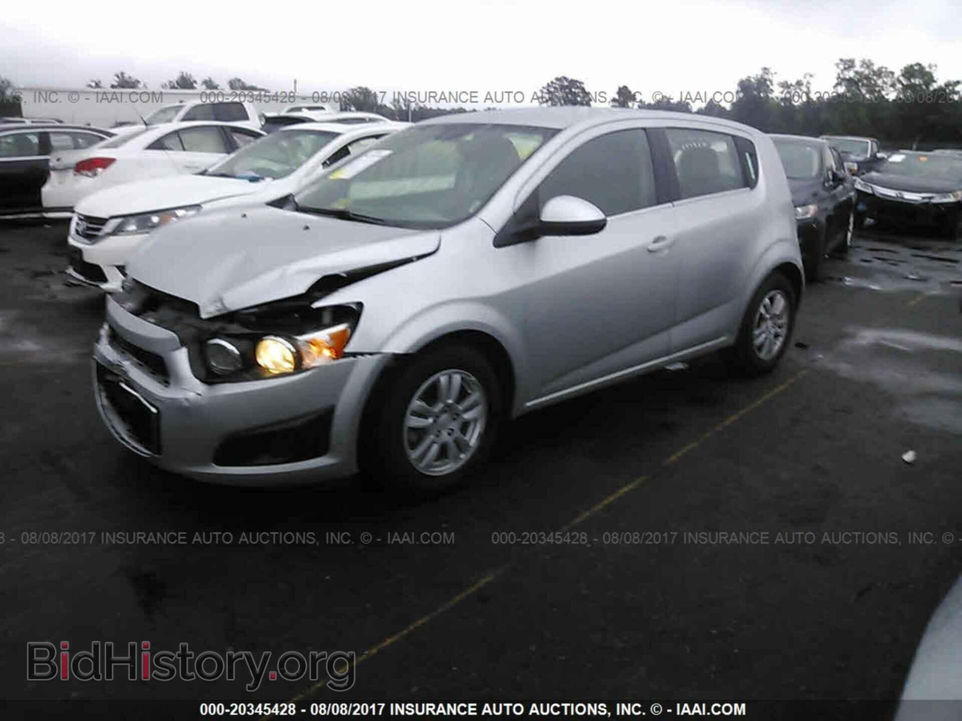 2013 Chevrolet Sonic - VIN: 1G1JC6SG4D4230821 - Фото 2