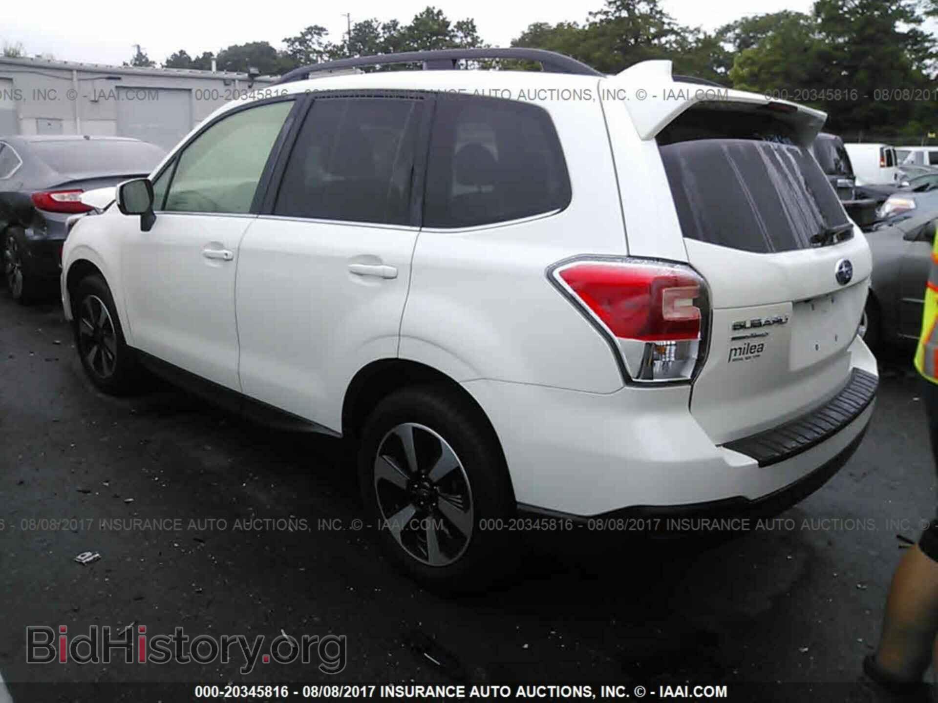 2017 Subaru Forester - VIN: JF2SJARC0HH542917 - Фото 3