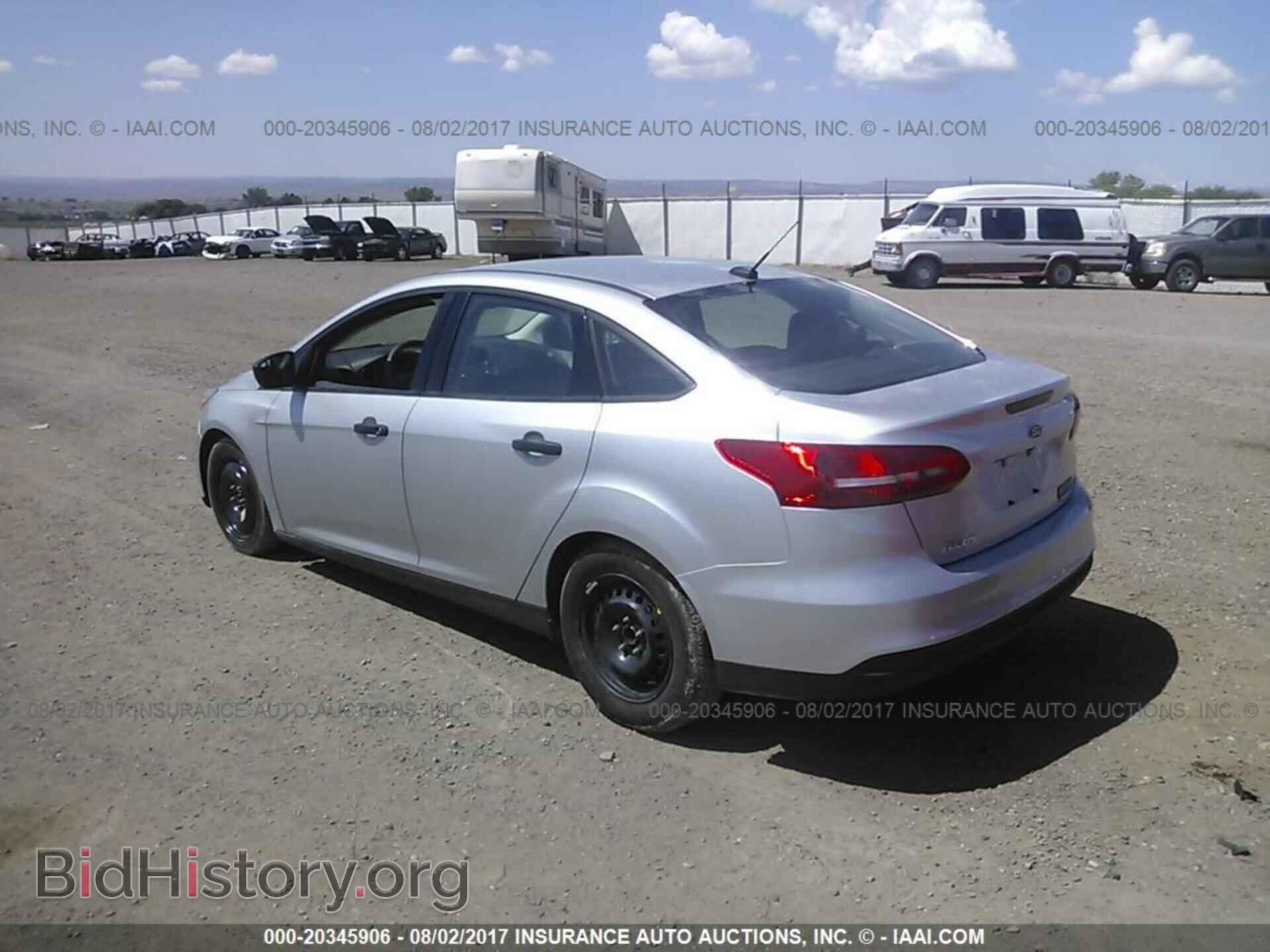 2016 Ford Focus - VIN: 1FADP3E27GL310265 - Фото 3