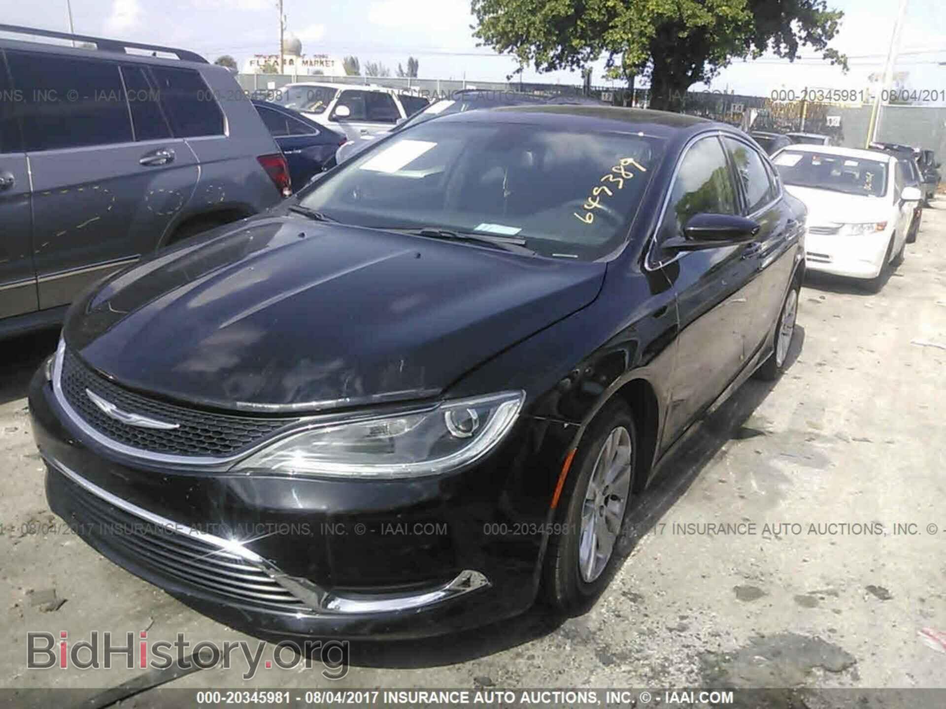 2015 Chrysler 200 - VIN: 1C3CCCAB1FN649389 - Photo 2
