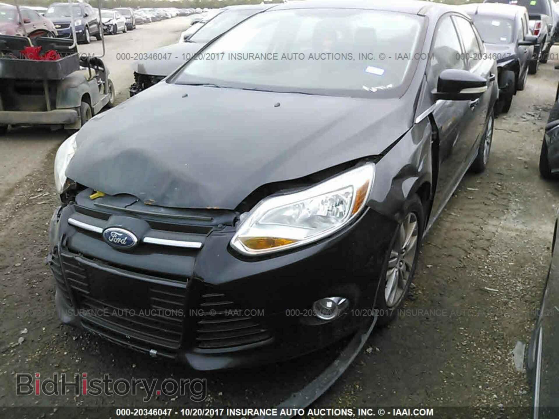 2012 Ford Focus - VIN: 1FAHP3H22CL348672 - Photo 2