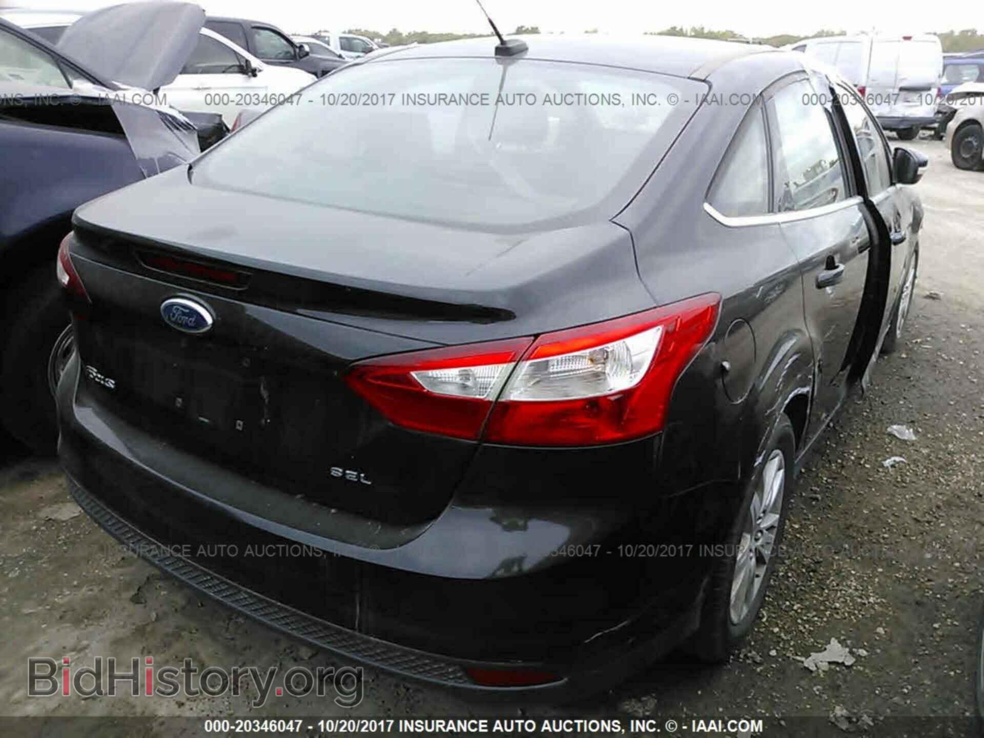 2012 Ford Focus - VIN: 1FAHP3H22CL348672 - Photo 4