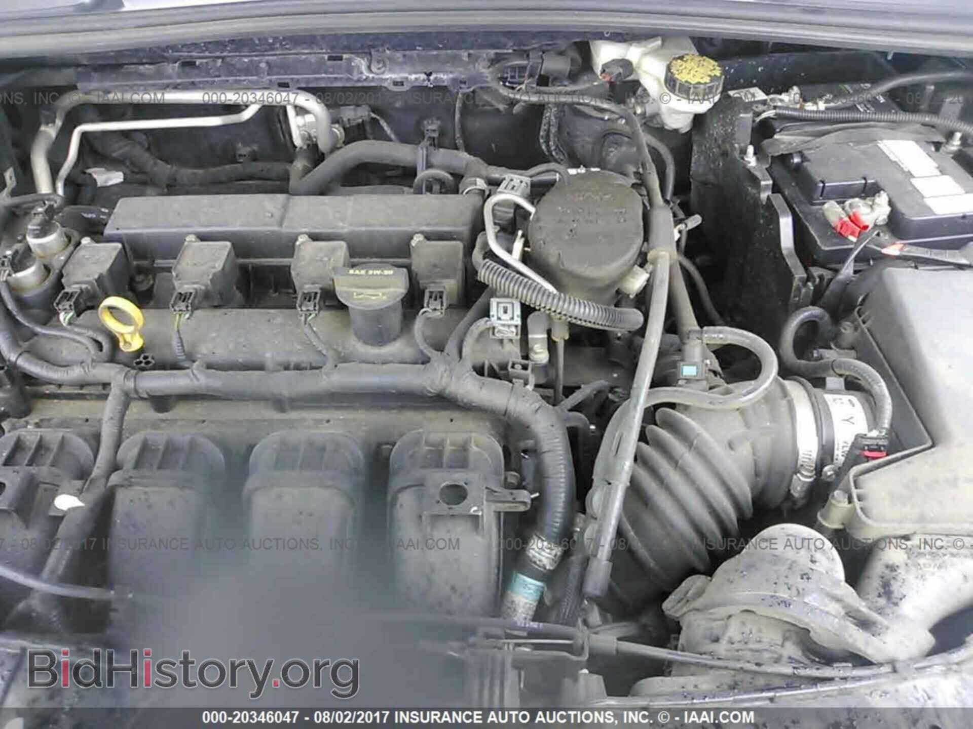 2012 Ford Focus - VIN: 1FAHP3H22CL348672 - Photo 10