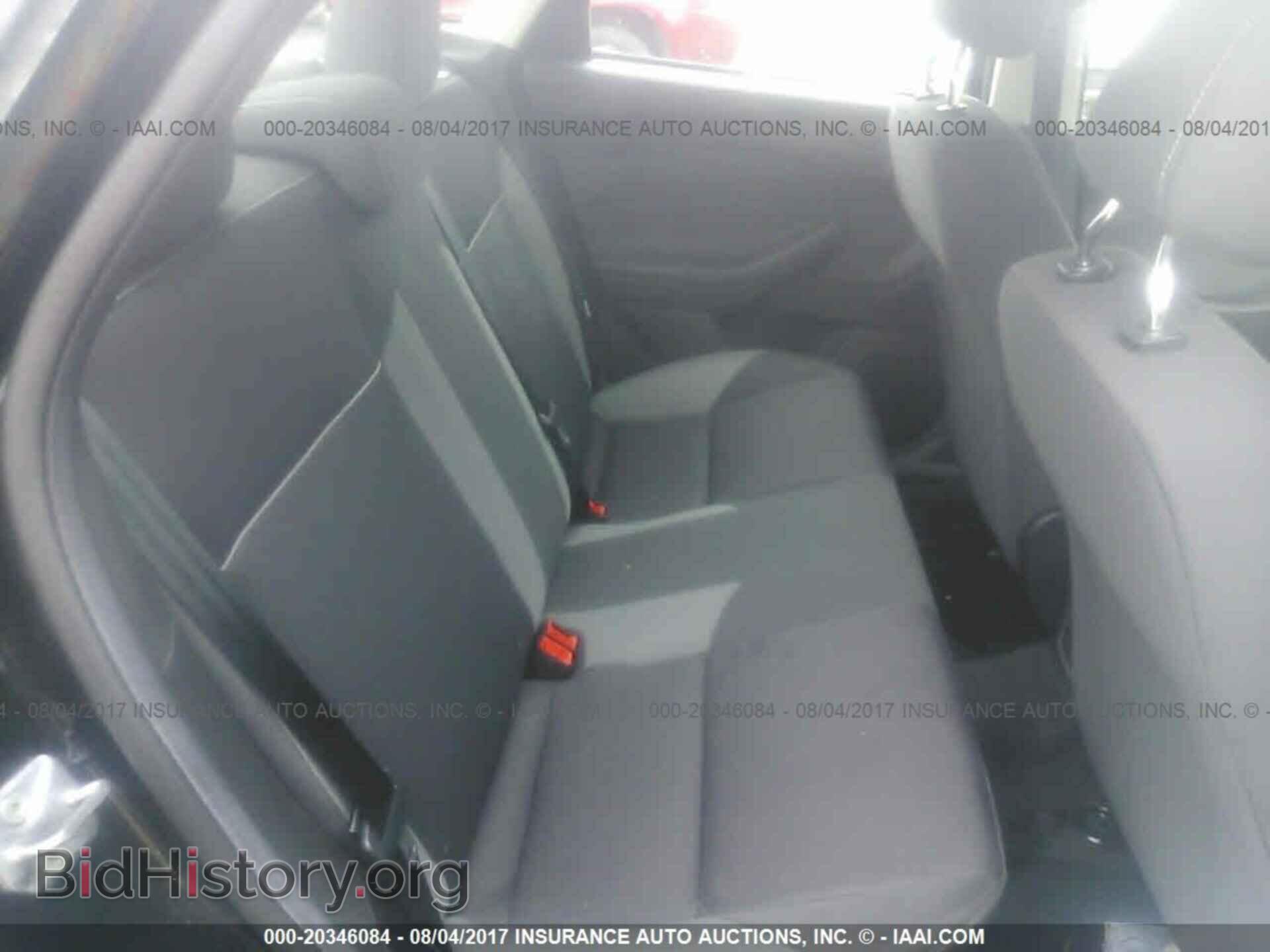 2014 Ford Focus - VIN: 1FADP3E28EL192580 - Photo 8