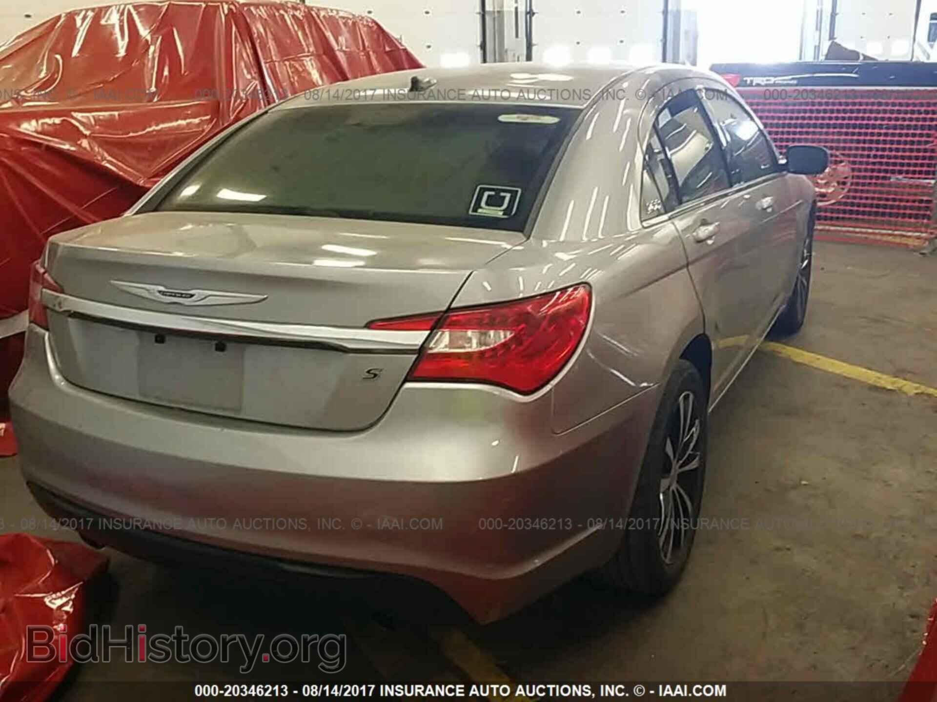 2013 Chrysler 200 - VIN: 1C3CCBCG7DN738755 - Фото 4
