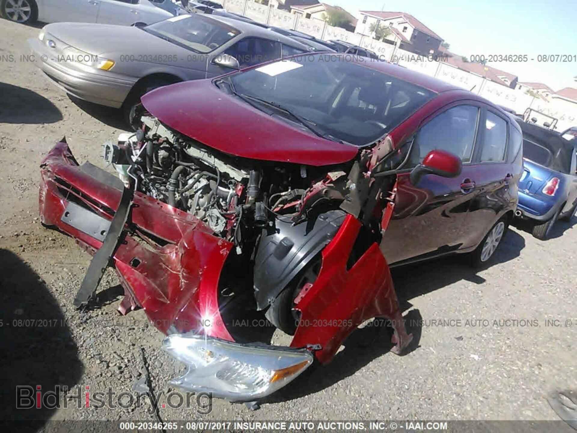 2014 Nissan Versa note - VIN: 3N1CE2CP7EL396816 - Фото 2