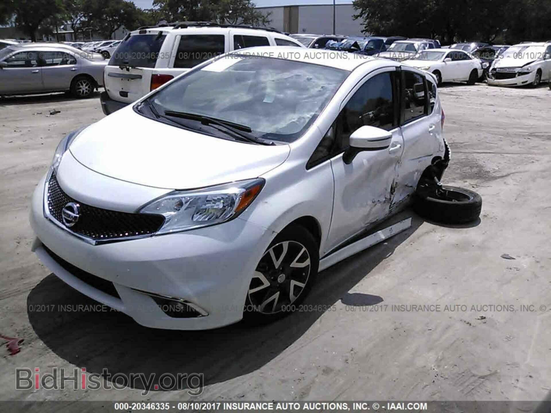 2015 Nissan Versa note - VIN: 3N1CE2CP6FL433663 - Photo 2